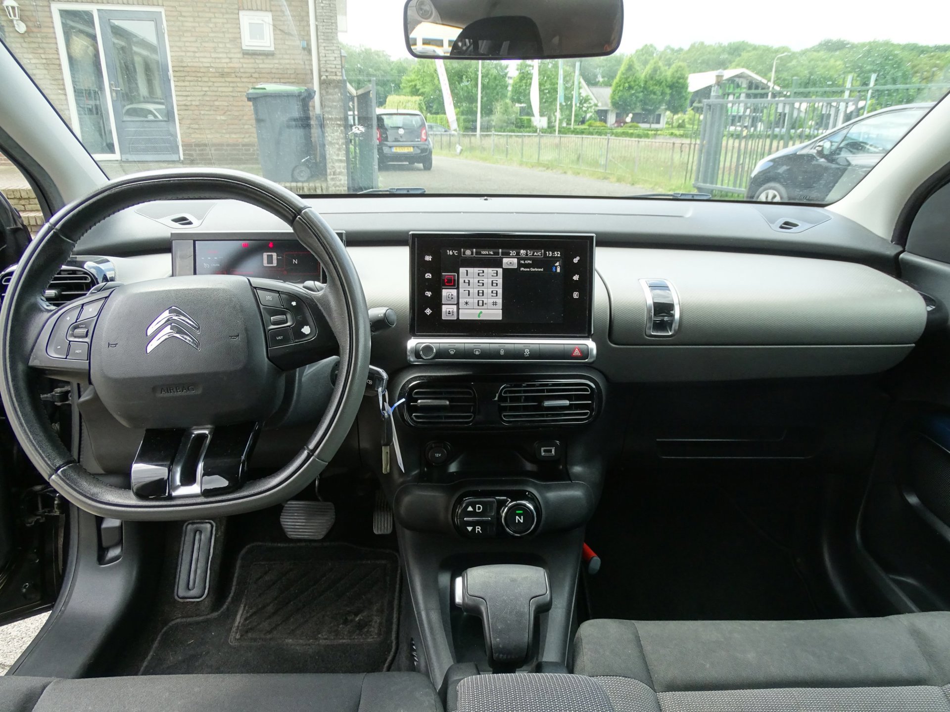 Citroen C4 Cactus 1.2 PureTech Shine (2017), foto 10