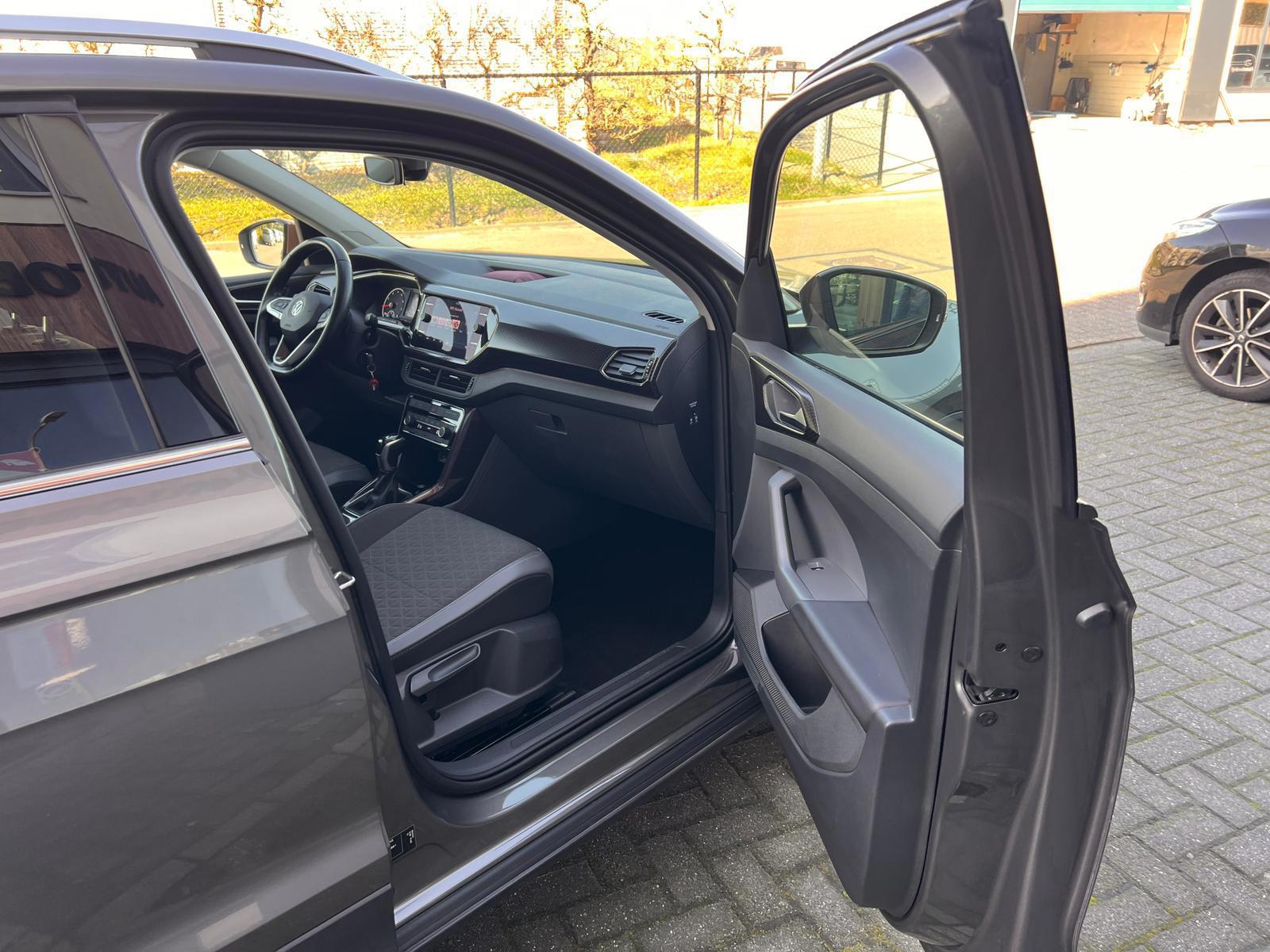 Volkswagen T-Cross 1.5 TSI Style Business R 7 traps DSG (2020), foto 10