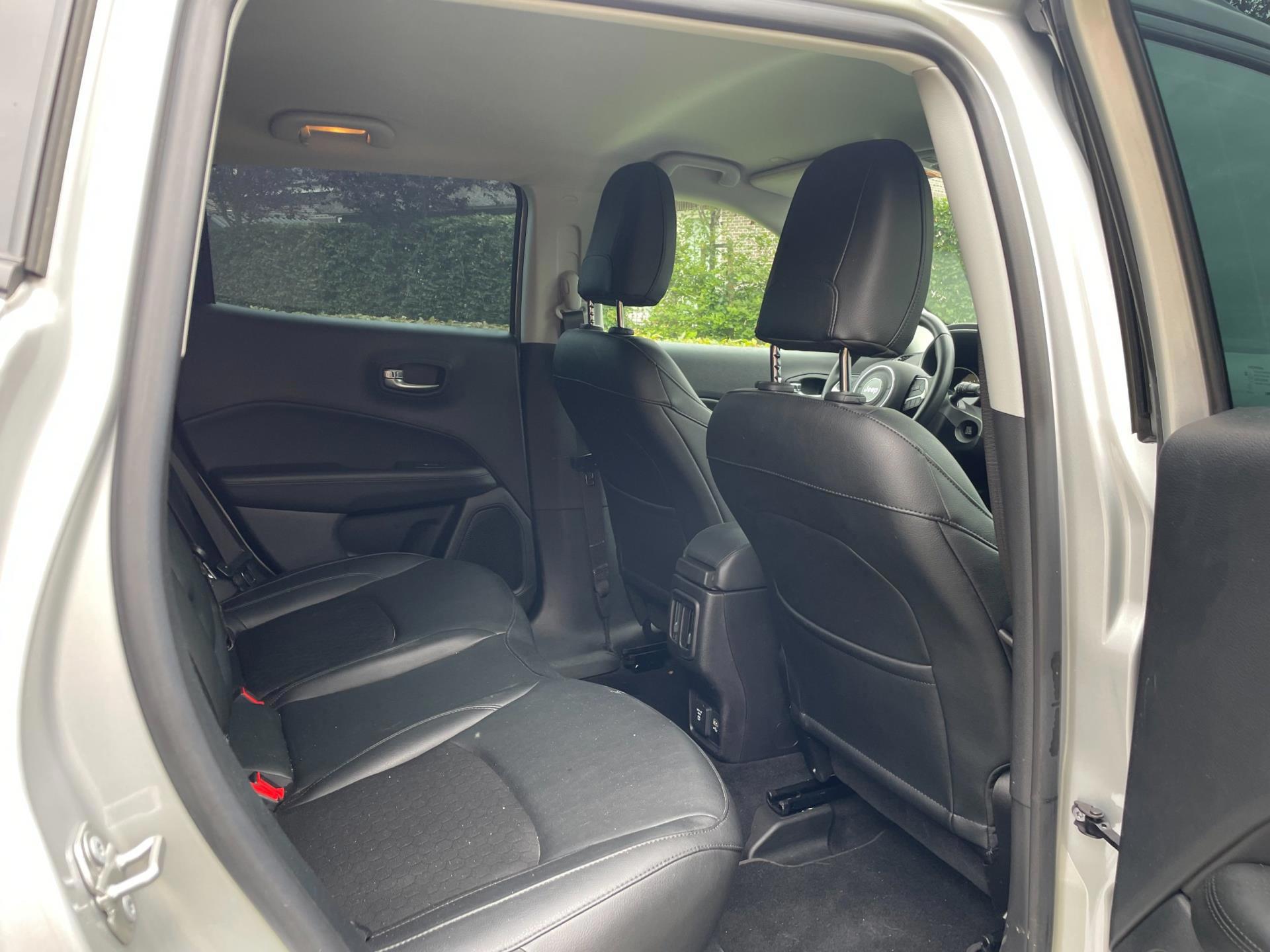Jeep Compass 1.3T Night Eagle Liberty Edition (2021), foto 12