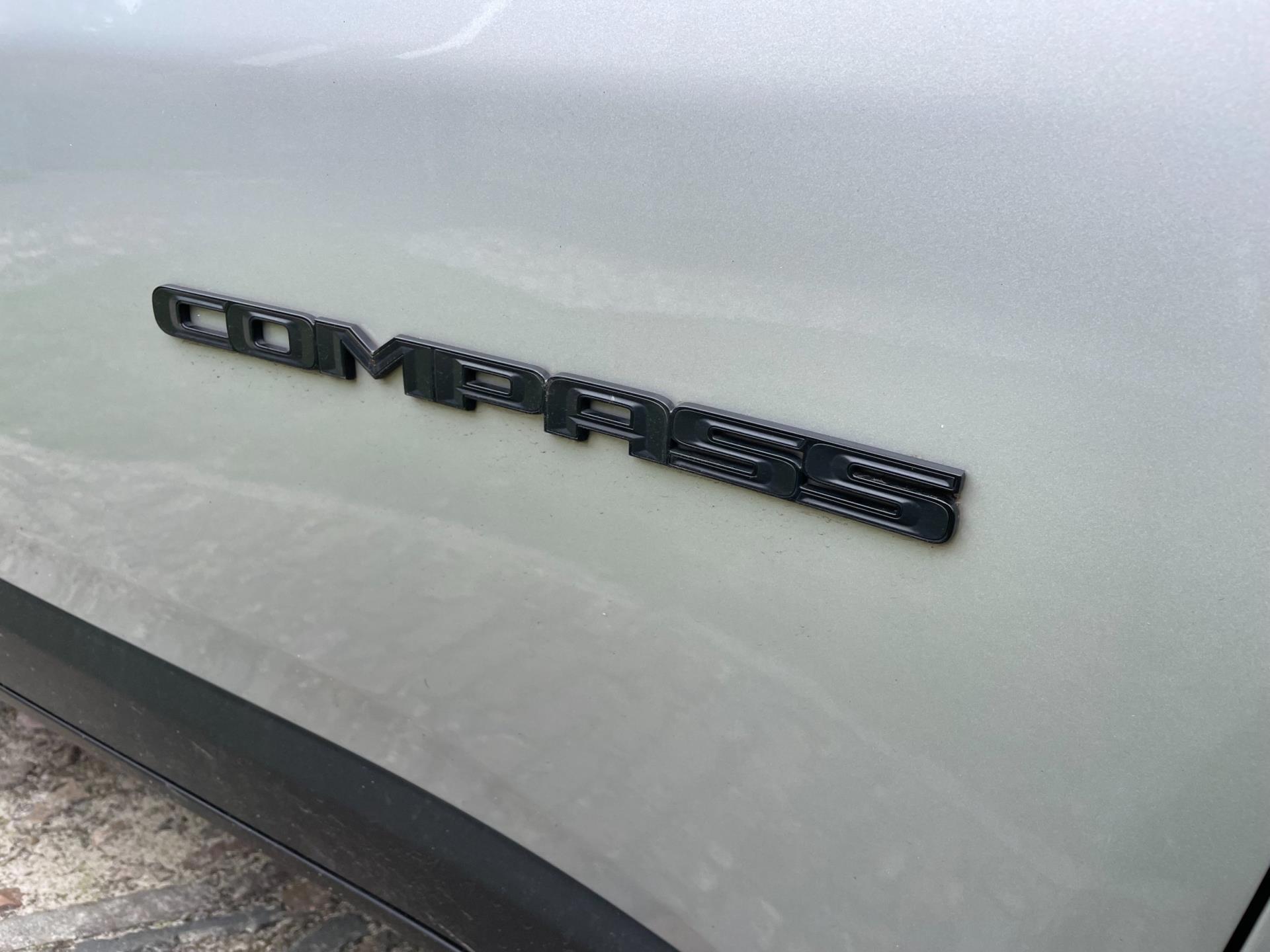 Jeep Compass 1.3T Night Eagle Liberty Edition (2021), foto 9