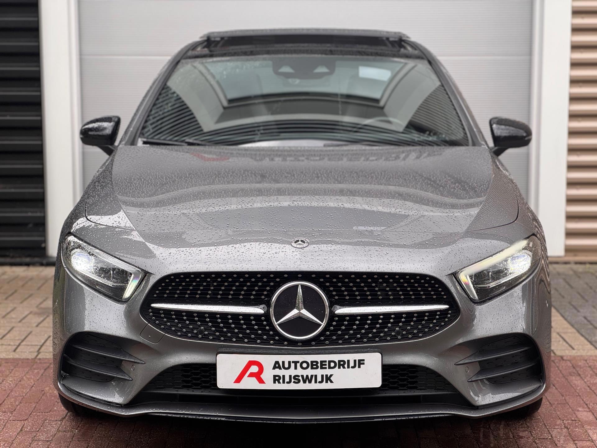 Mercedes-Benz A-klasse 250 e AMG (2020), foto 7