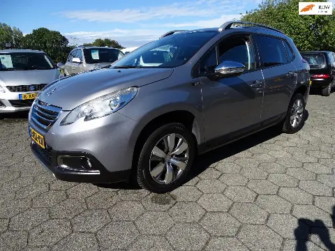 Peugeot 2008 1.2 PureTech Allure (2016)