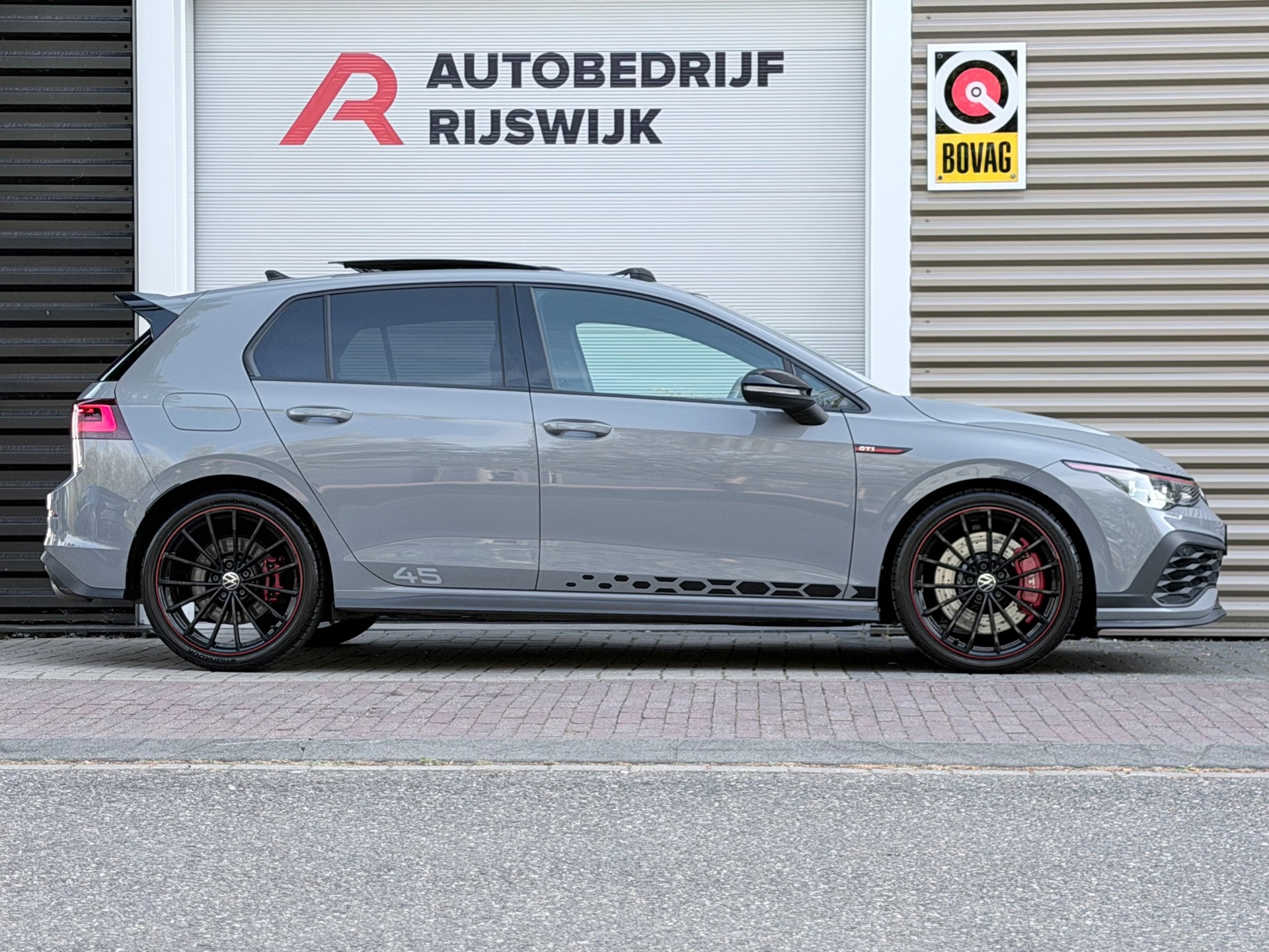 Volkswagen Golf 2.0 TSI GTI Clubsport 45 Akra (2022), foto 5