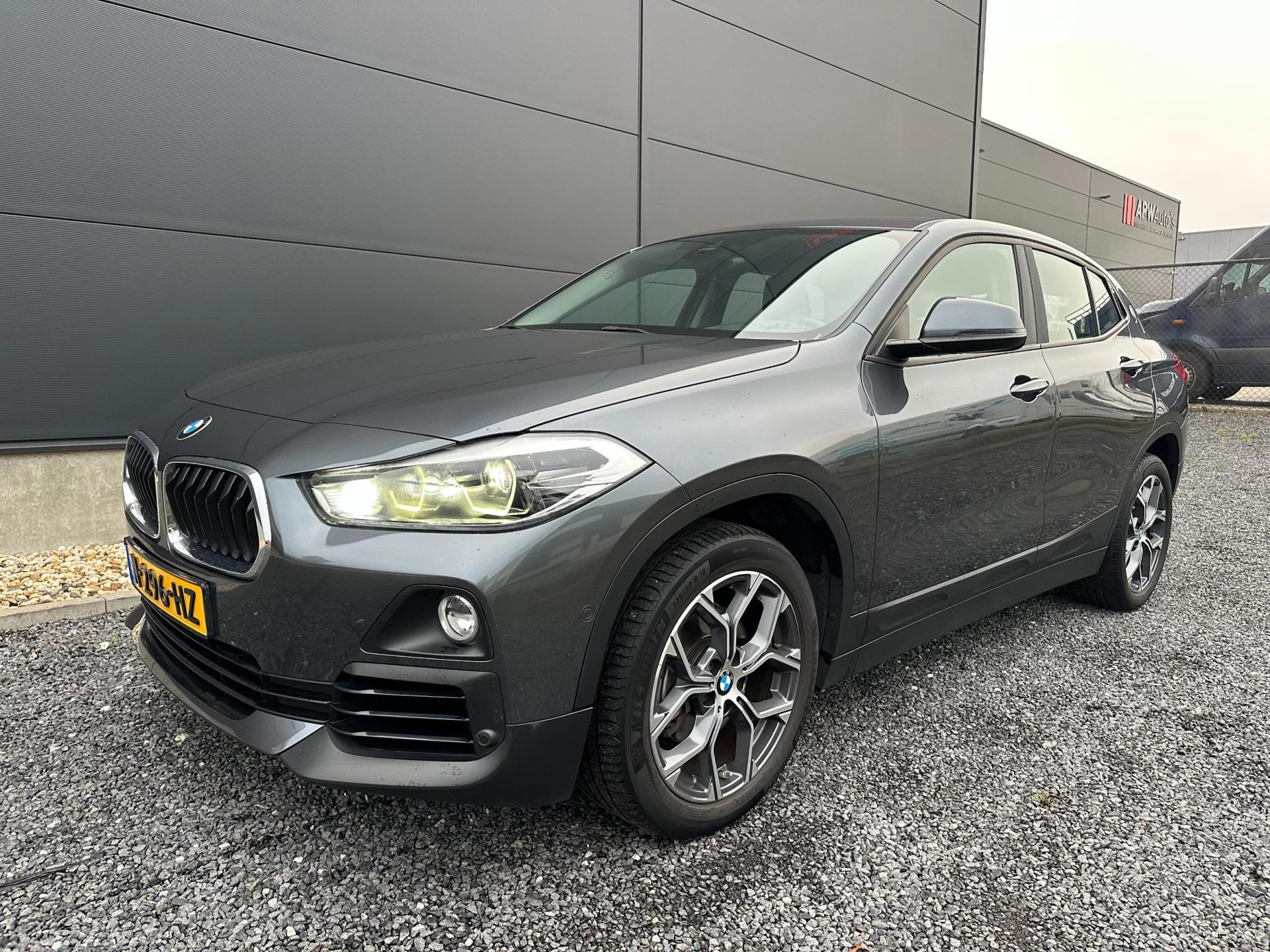 BMW X2 SDrive18i High Executive (2020), foto 2