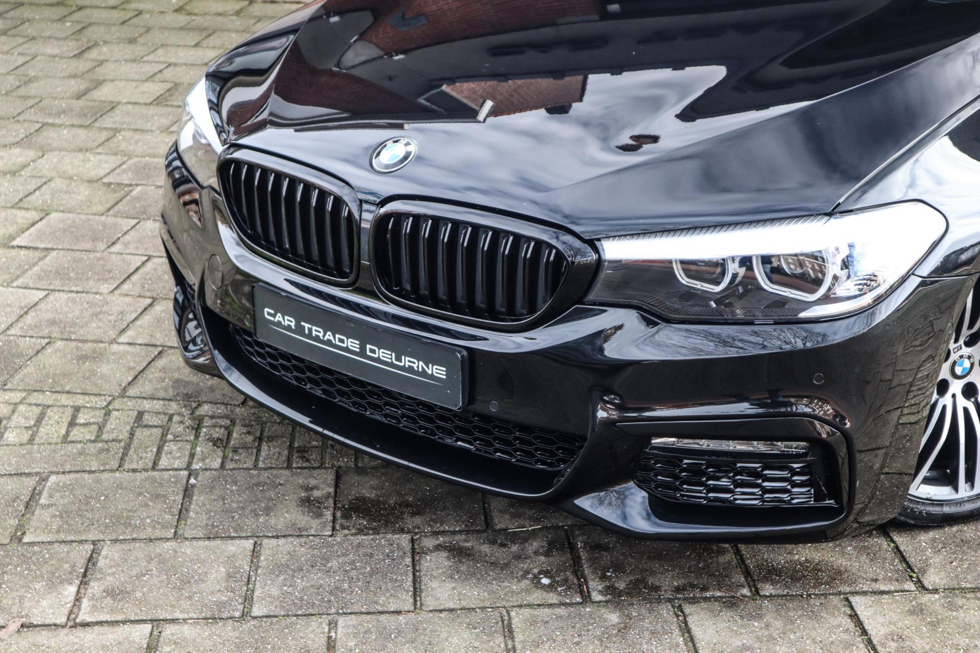 BMW 5-Serie 520d High Executive M-Sport (2019), foto 2