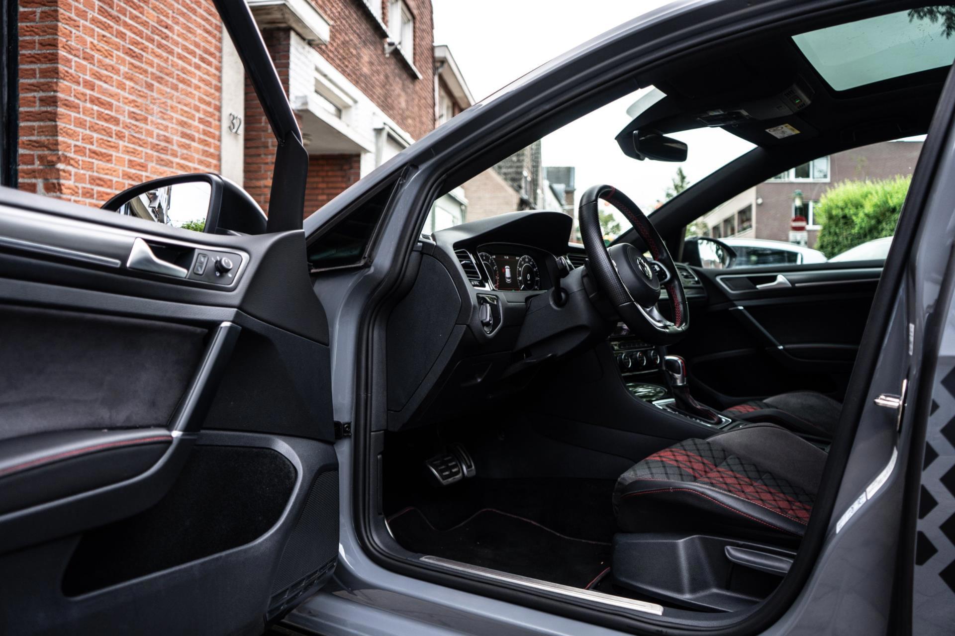 Volkswagen Golf 2.0 TSI GTI TCR 290PK (2019), foto 16