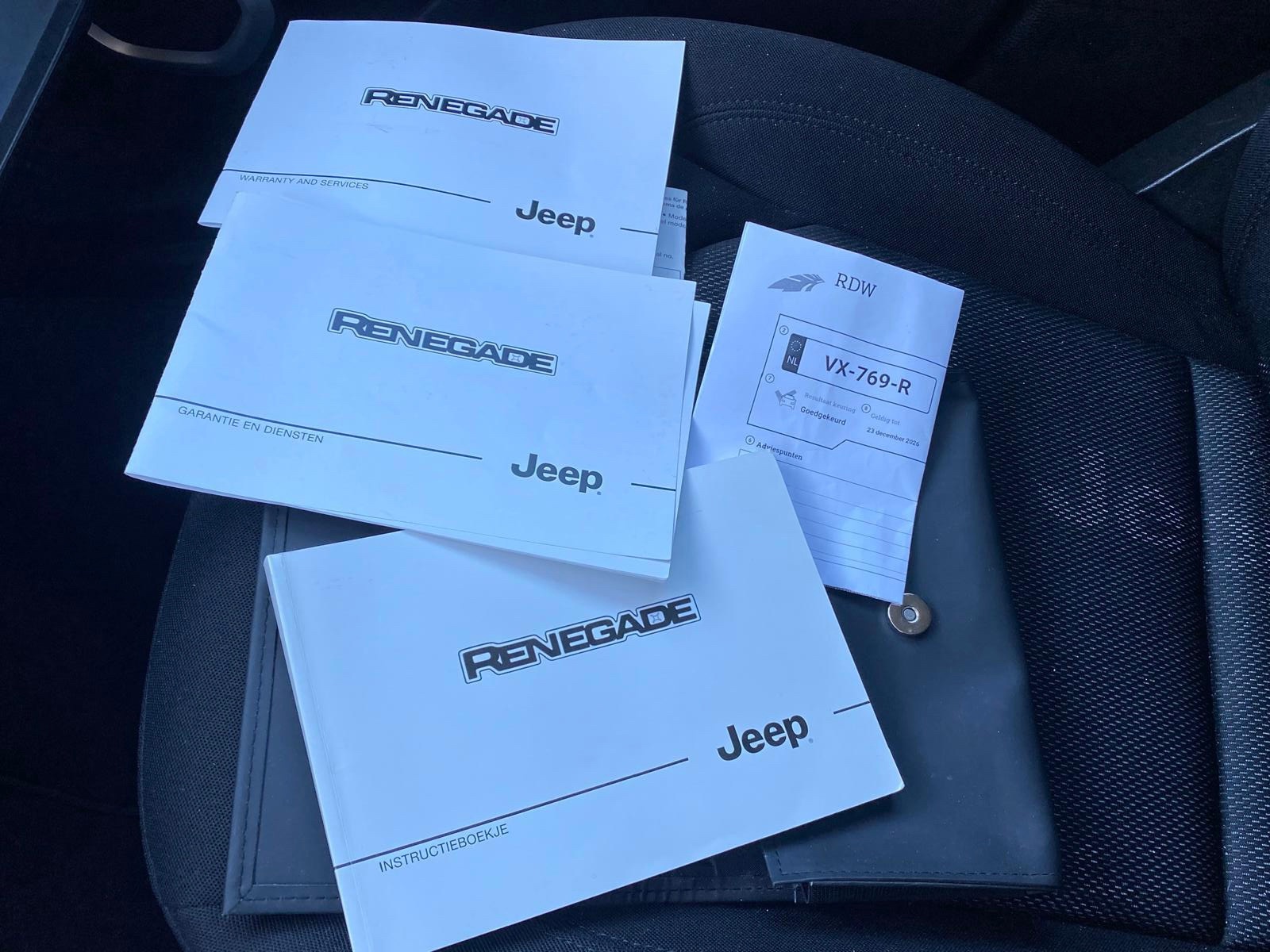 Jeep Renegade 1.4 MultiAir Longitude Bedrijfsauto (2016), foto 18