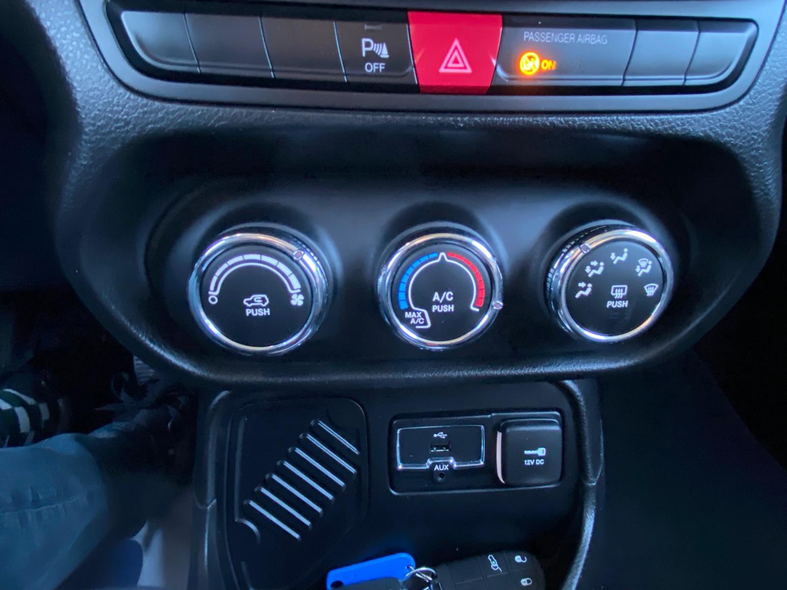 Jeep Renegade 1.4 MultiAir Longitude Bedrijfsauto (2016), foto 8