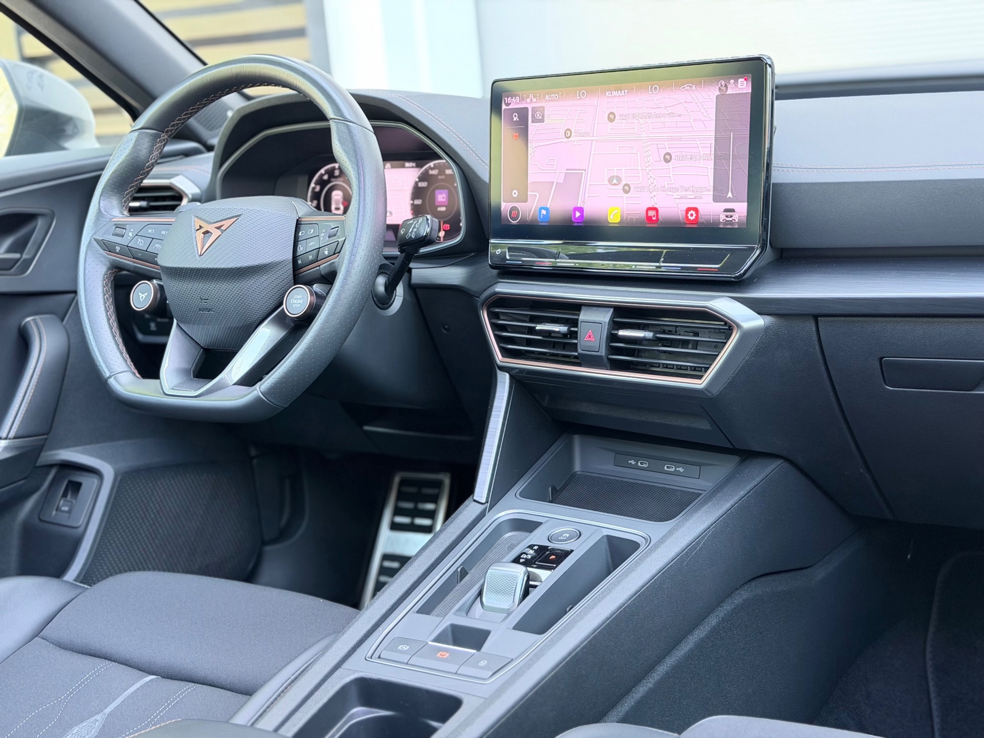 CUPRA Formentor 2.0 TSI 4DRIVE (2022), foto 16