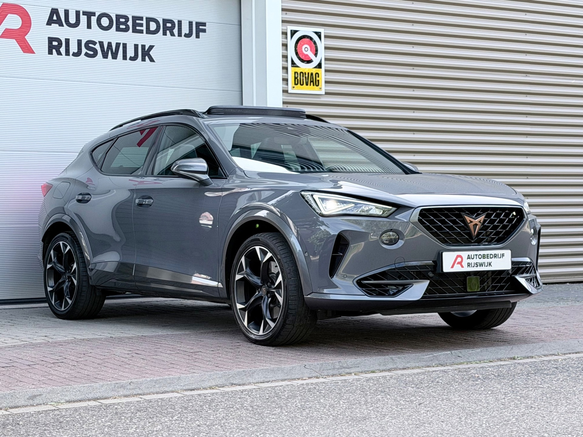 CUPRA Formentor 2.0 TSI 4DRIVE (2022), foto 9