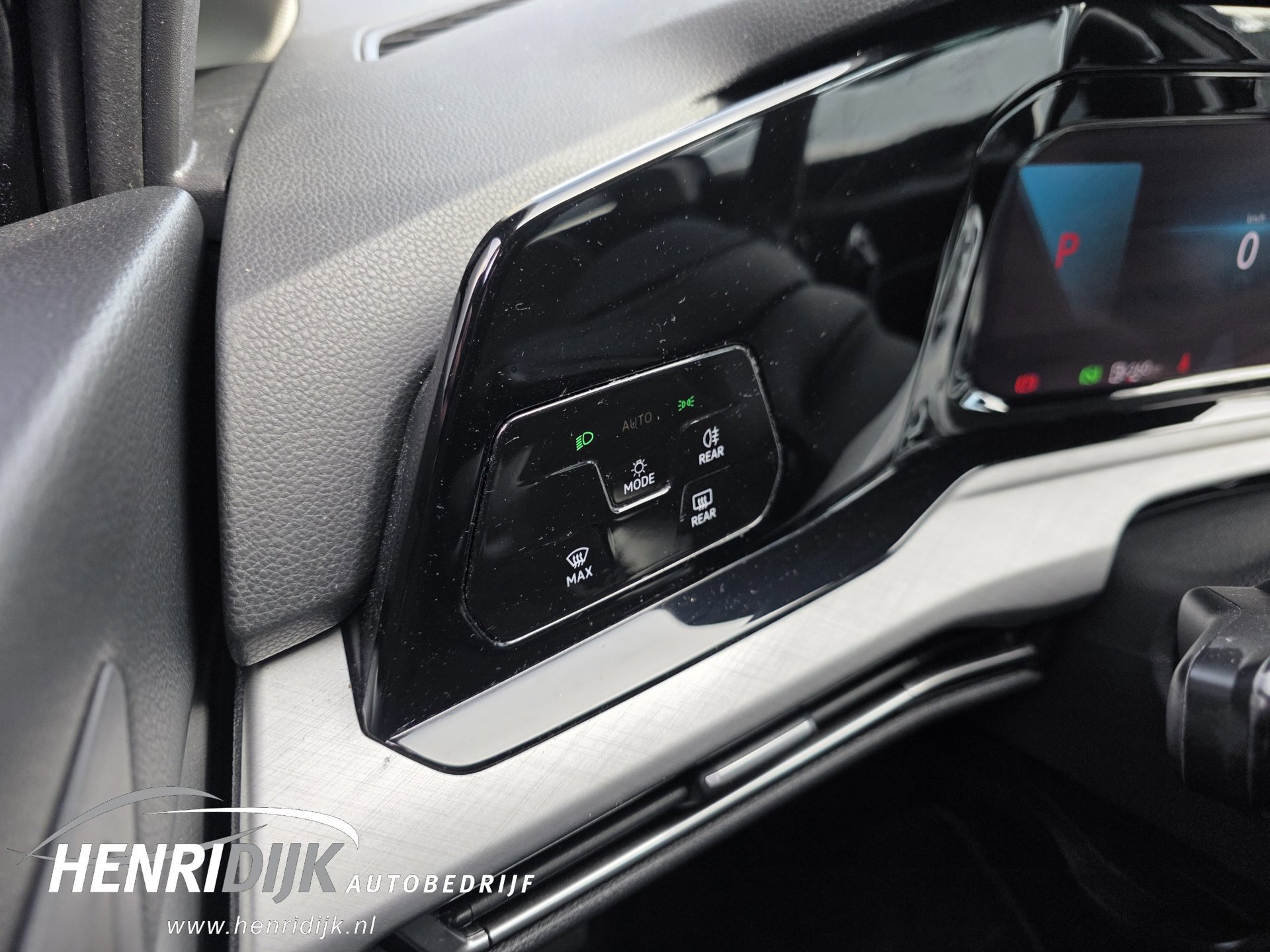 Volkswagen Golf 1.5 eTSI Style (2020), foto 11