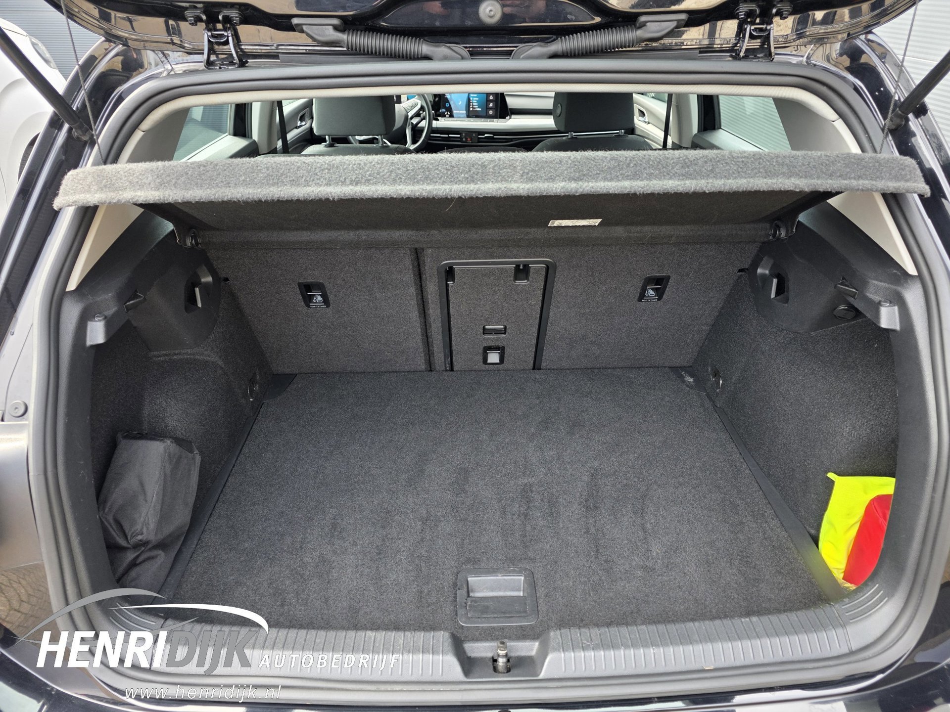 Volkswagen Golf 1.5 eTSI Style (2020), foto 27