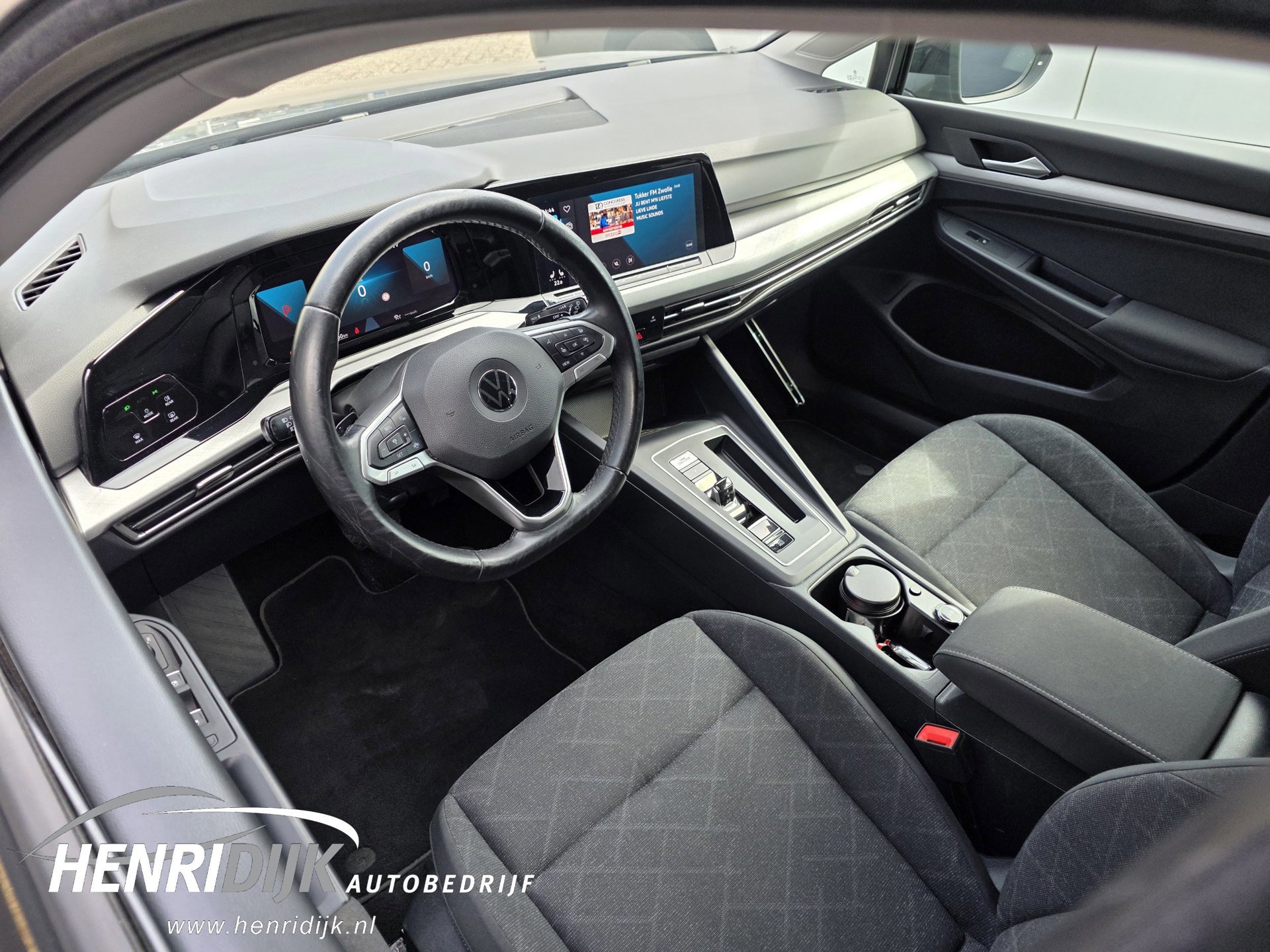 Volkswagen Golf 1.5 eTSI Style (2020), foto 7