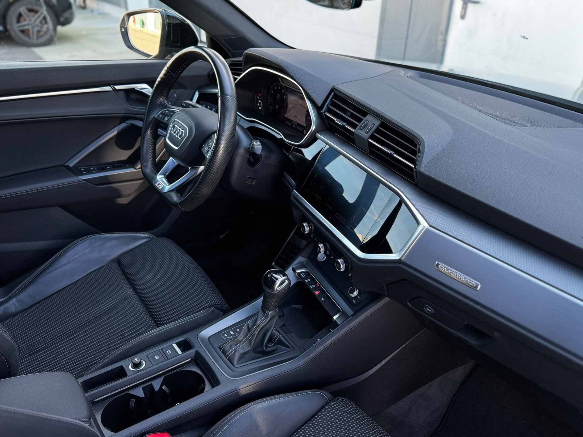Audi Q3 Sportback 45 TFSI Quattro (2020), foto 13