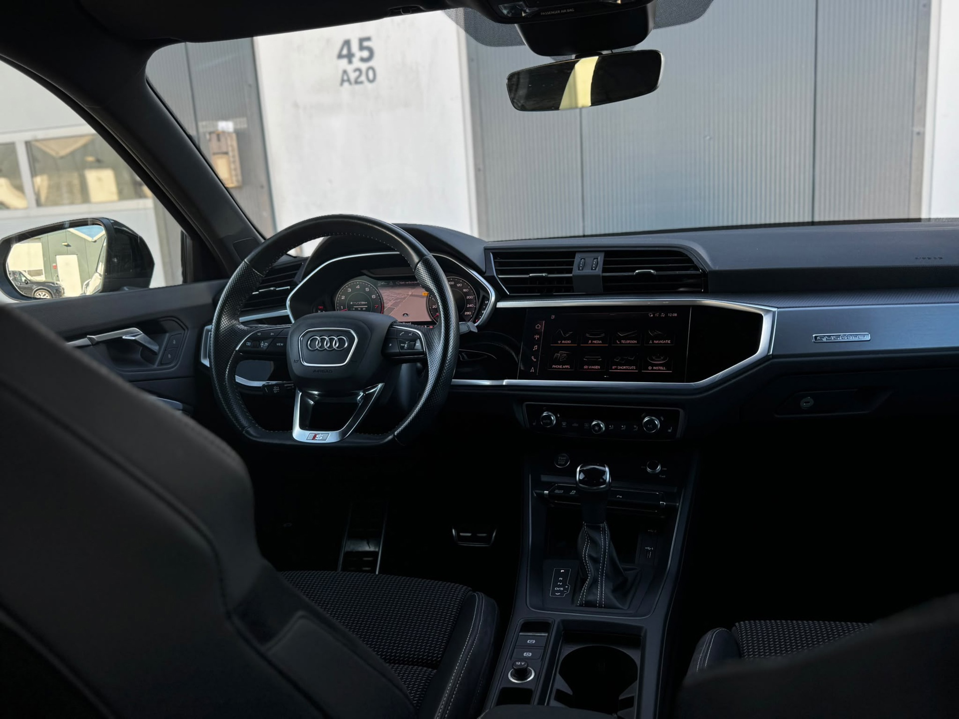 Audi Q3 Sportback 45 TFSI Quattro (2020), foto 14