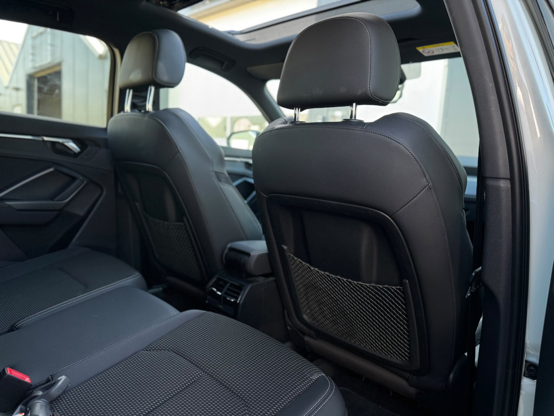 Audi Q3 Sportback 45 TFSI Quattro (2020), foto 21