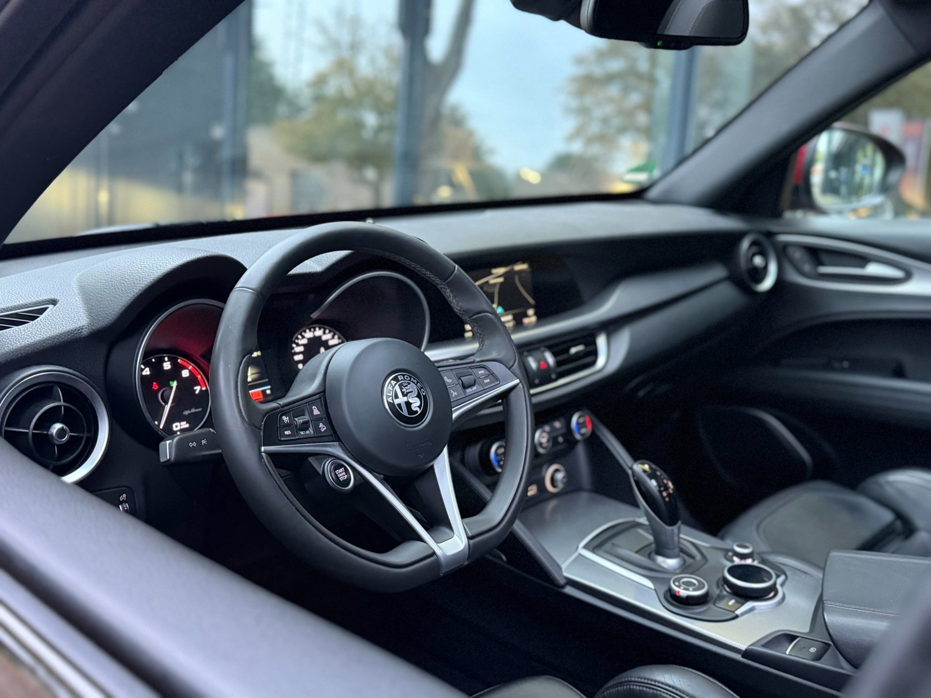 Alfa Romeo Stelvio 2.0 T AWD Special Edition (2018), foto 8