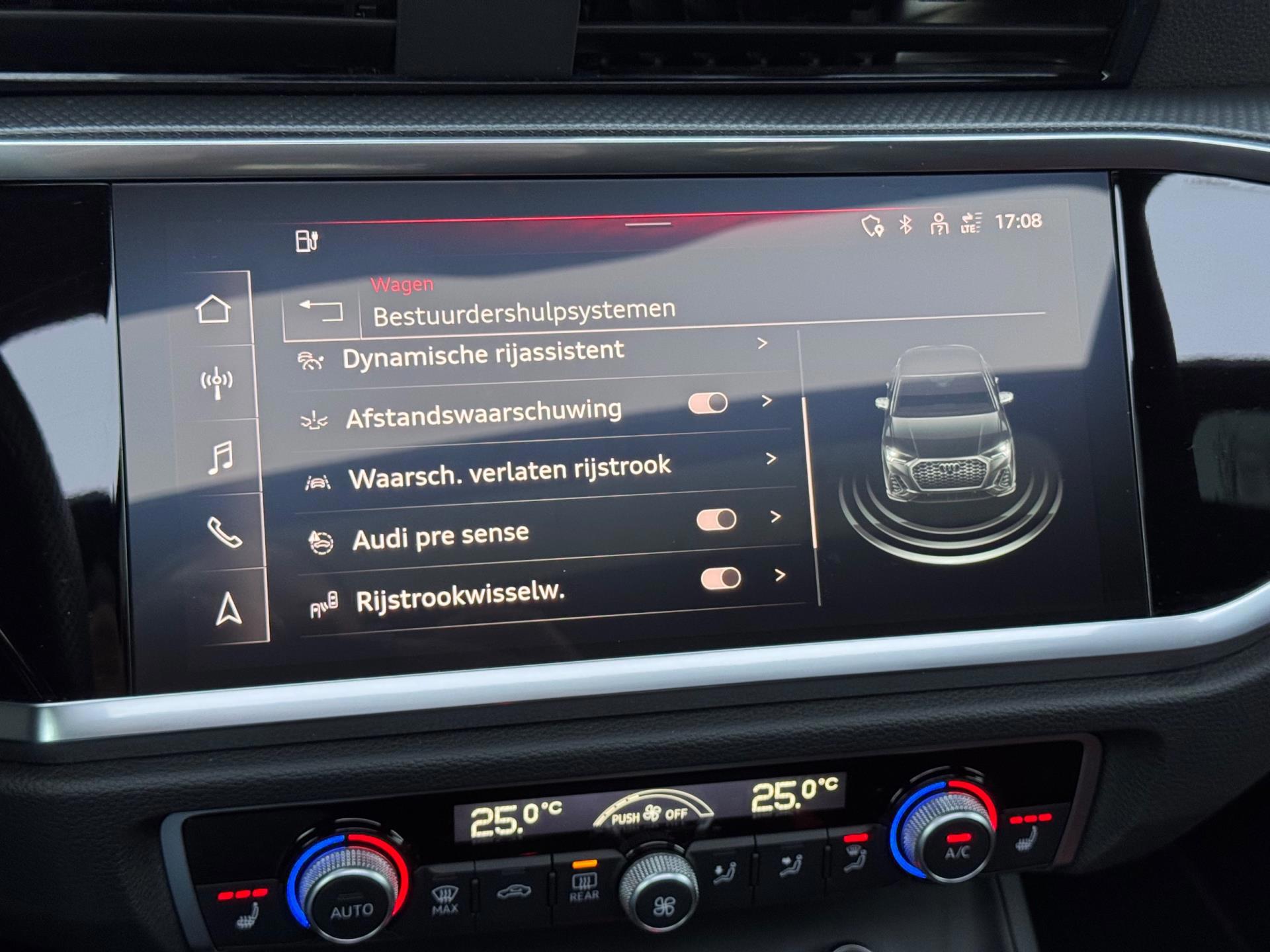 Audi Q3 Sportback 45 TFSI e S Edition (2022), foto 29