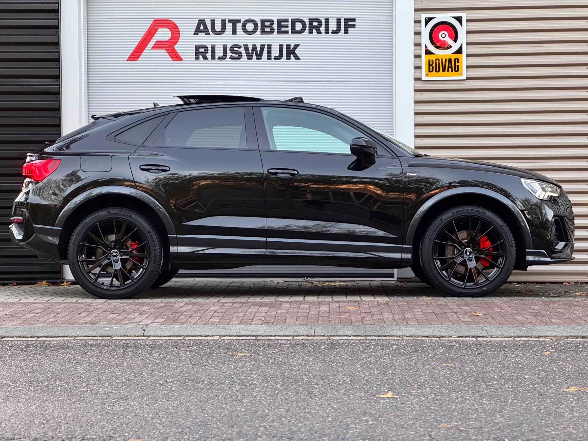 Audi Q3 Sportback 45 TFSI e S Edition (2022), foto 5