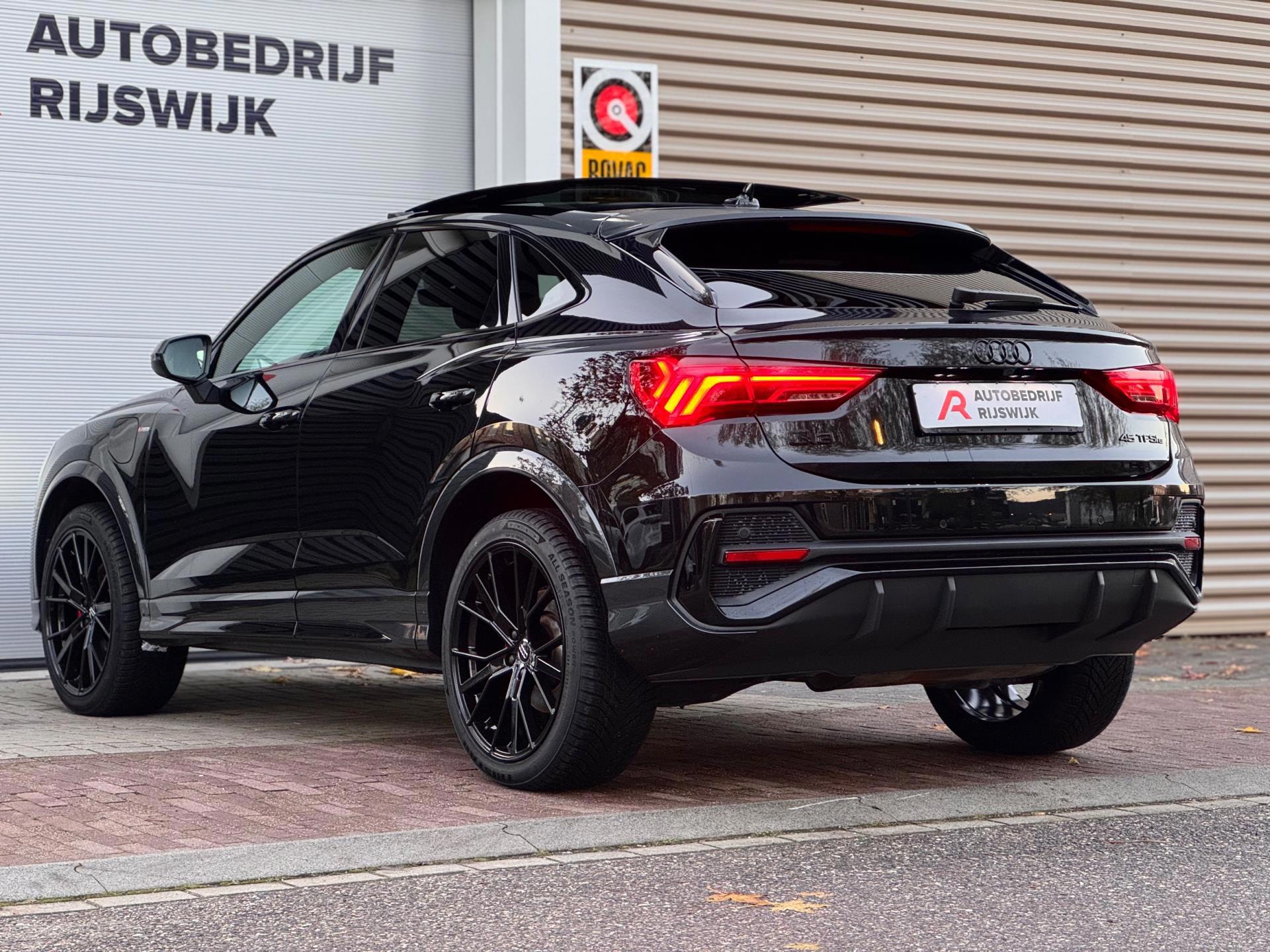 Audi Q3 Sportback 45 TFSI e S Edition (2022), foto 9