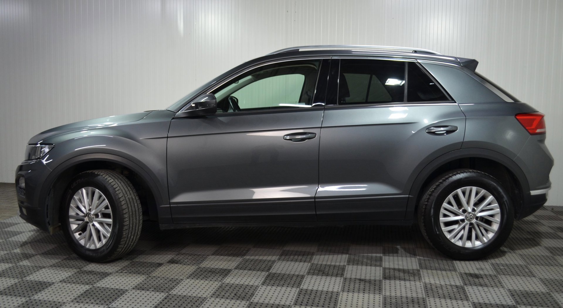 Volkswagen T-Roc 1.5 TSI Style Business (2020), foto 3