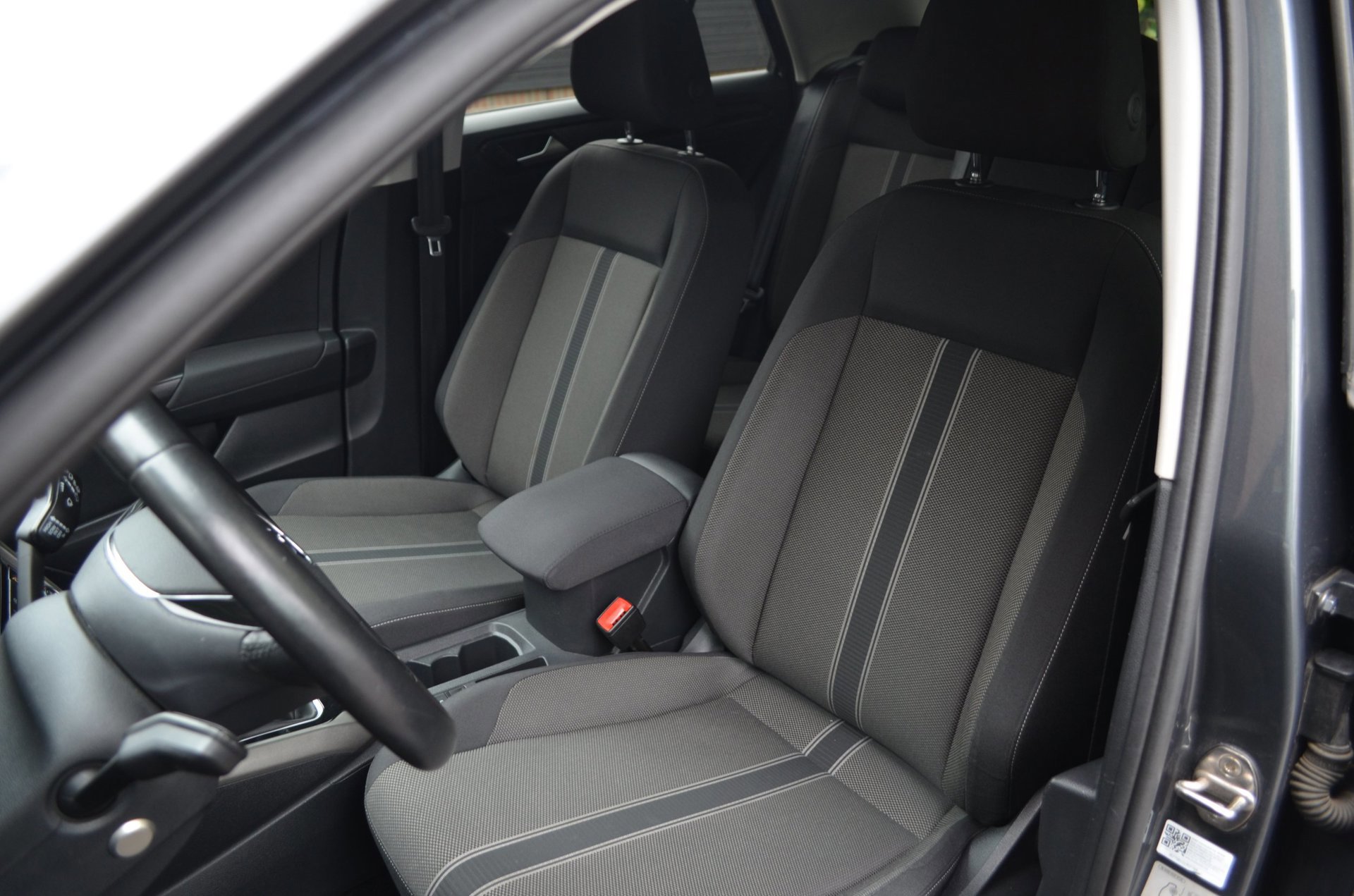 Volkswagen T-Roc 1.5 TSI Style Business (2020), foto 7