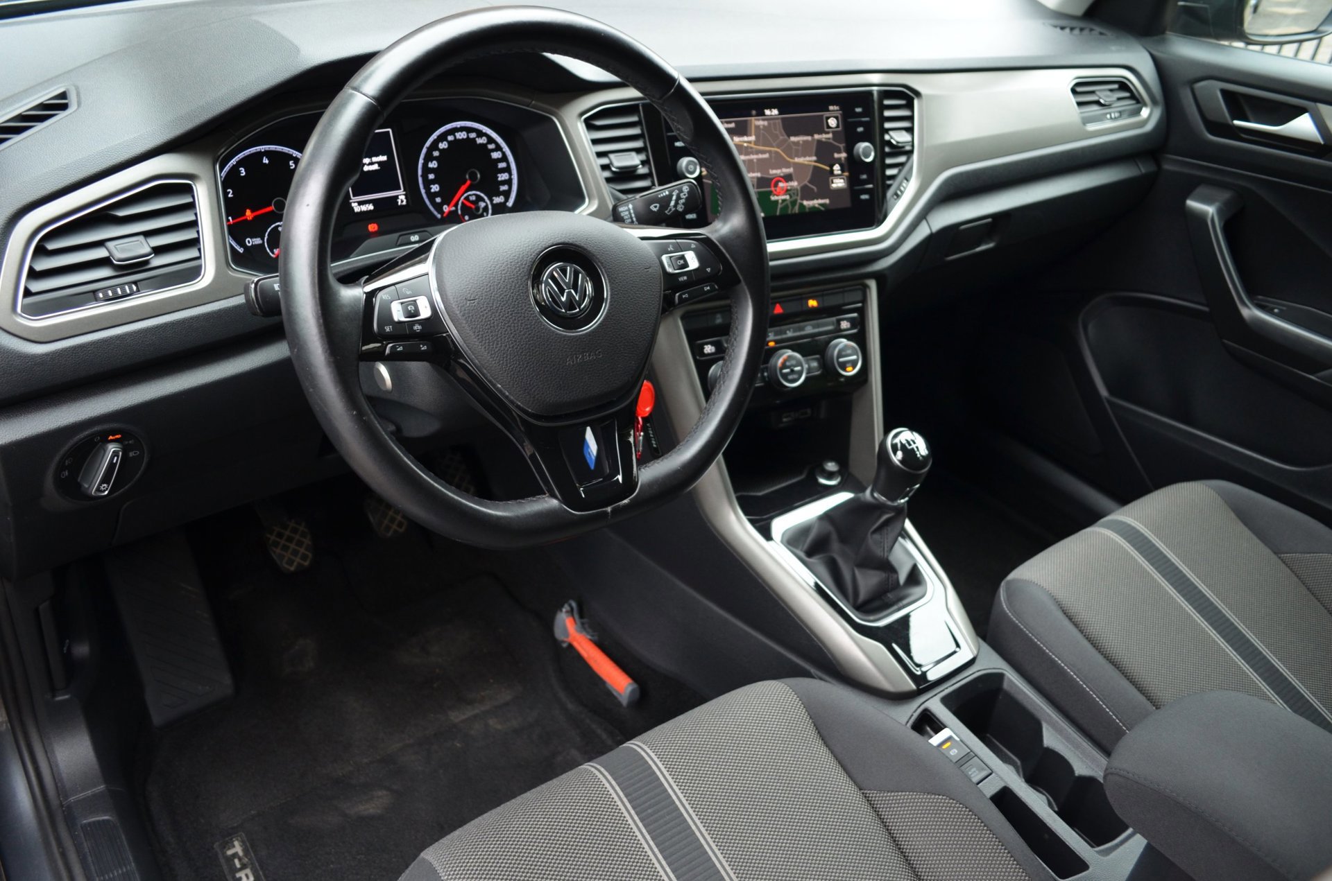 Volkswagen T-Roc 1.5 TSI Style Business (2020), foto 9