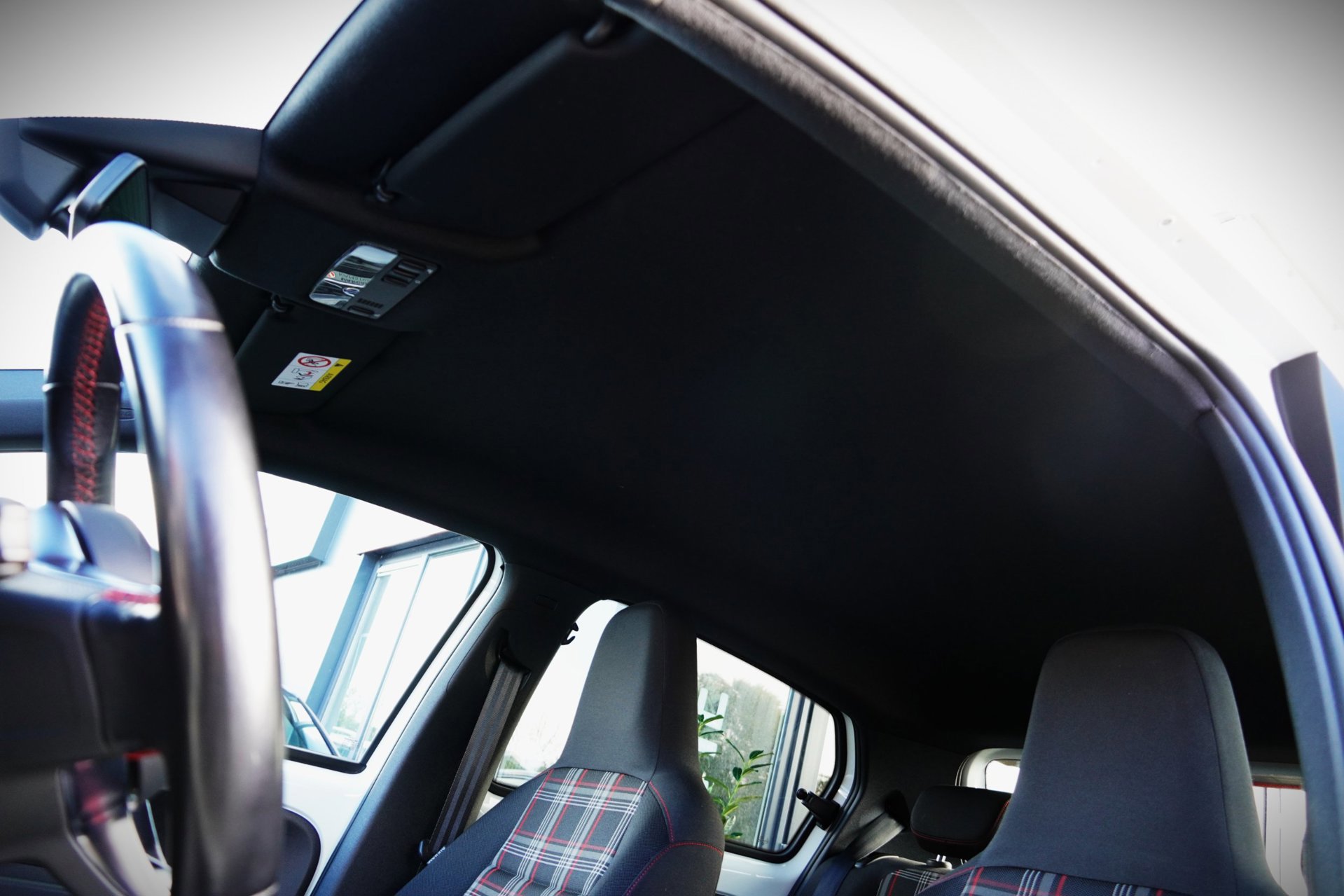 Volkswagen Up! 1.0 TSI GTI (2020), foto 13