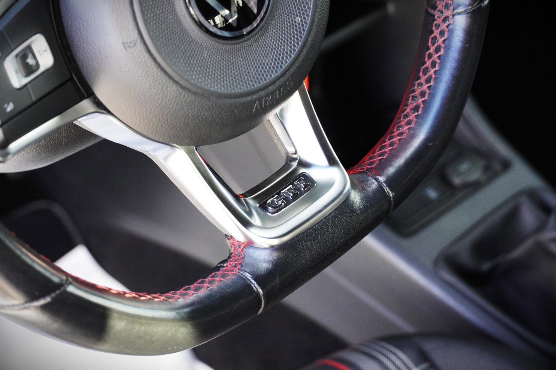 Volkswagen Up! 1.0 TSI GTI (2020), foto 16