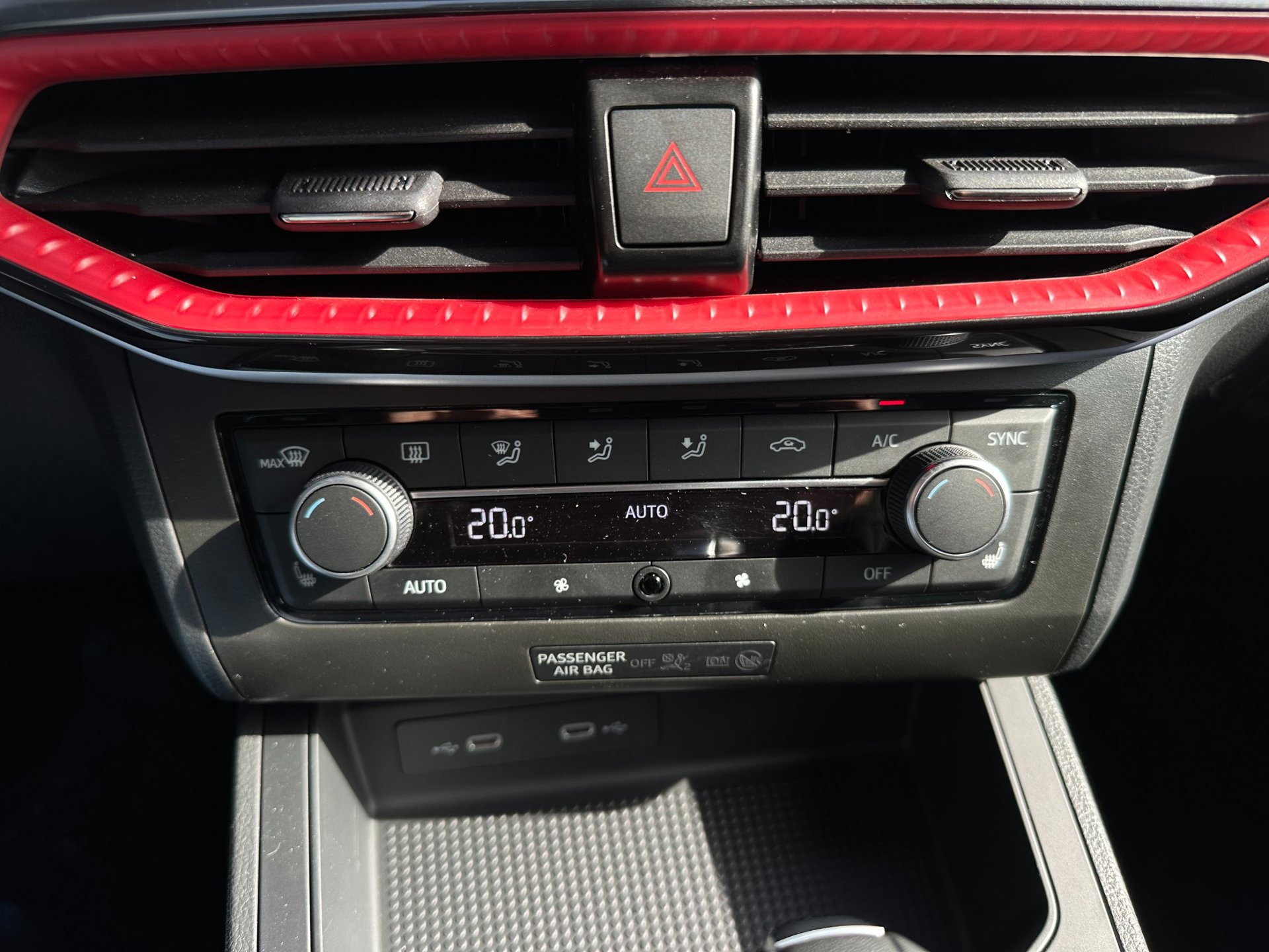 Seat Ibiza 1.0 EcoTSI FR Business Connect (2025), foto 20