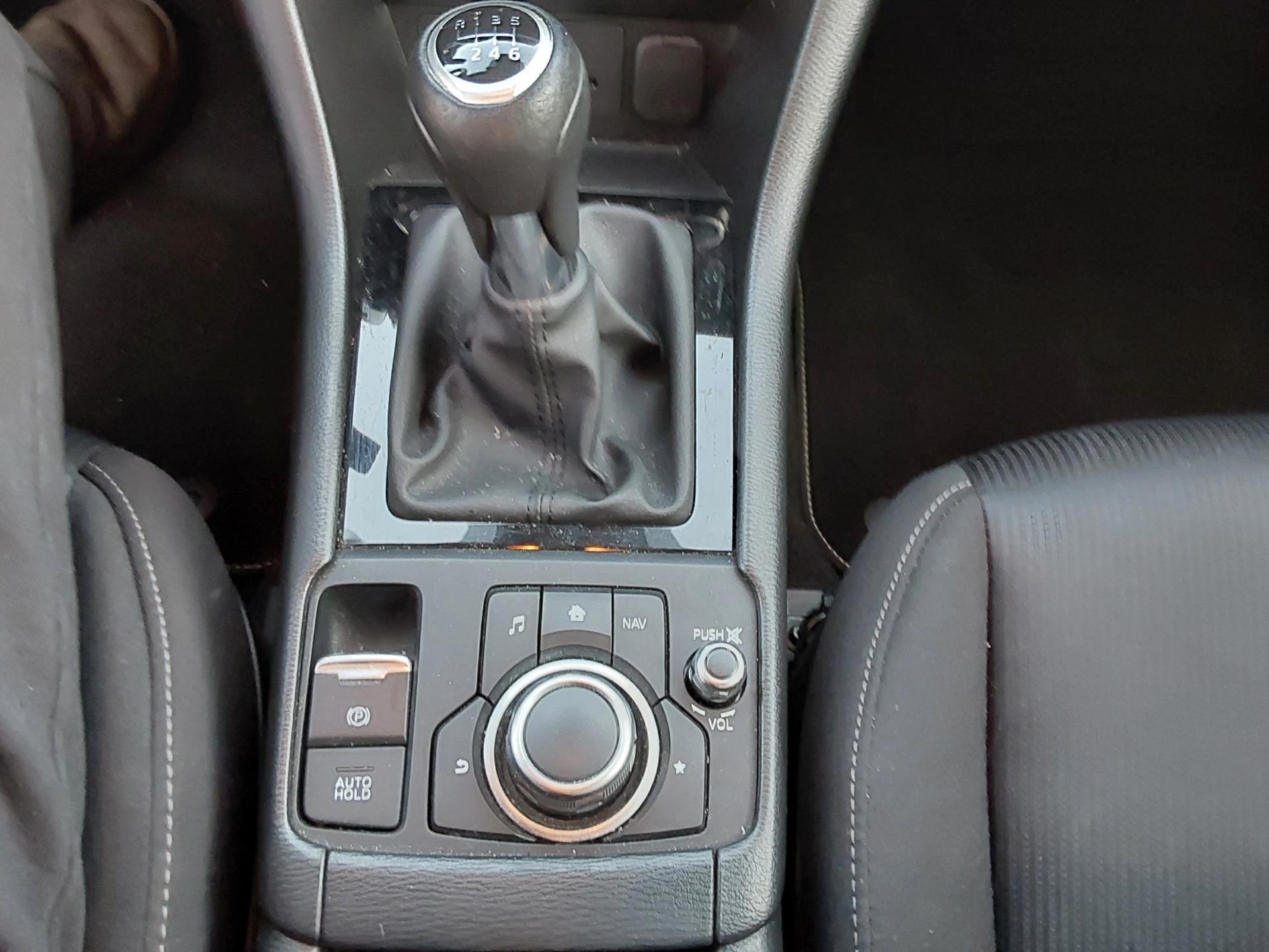 Mazda CX-3 2.0 SkyActiv-G 120 Sport Selected (2019), foto 16