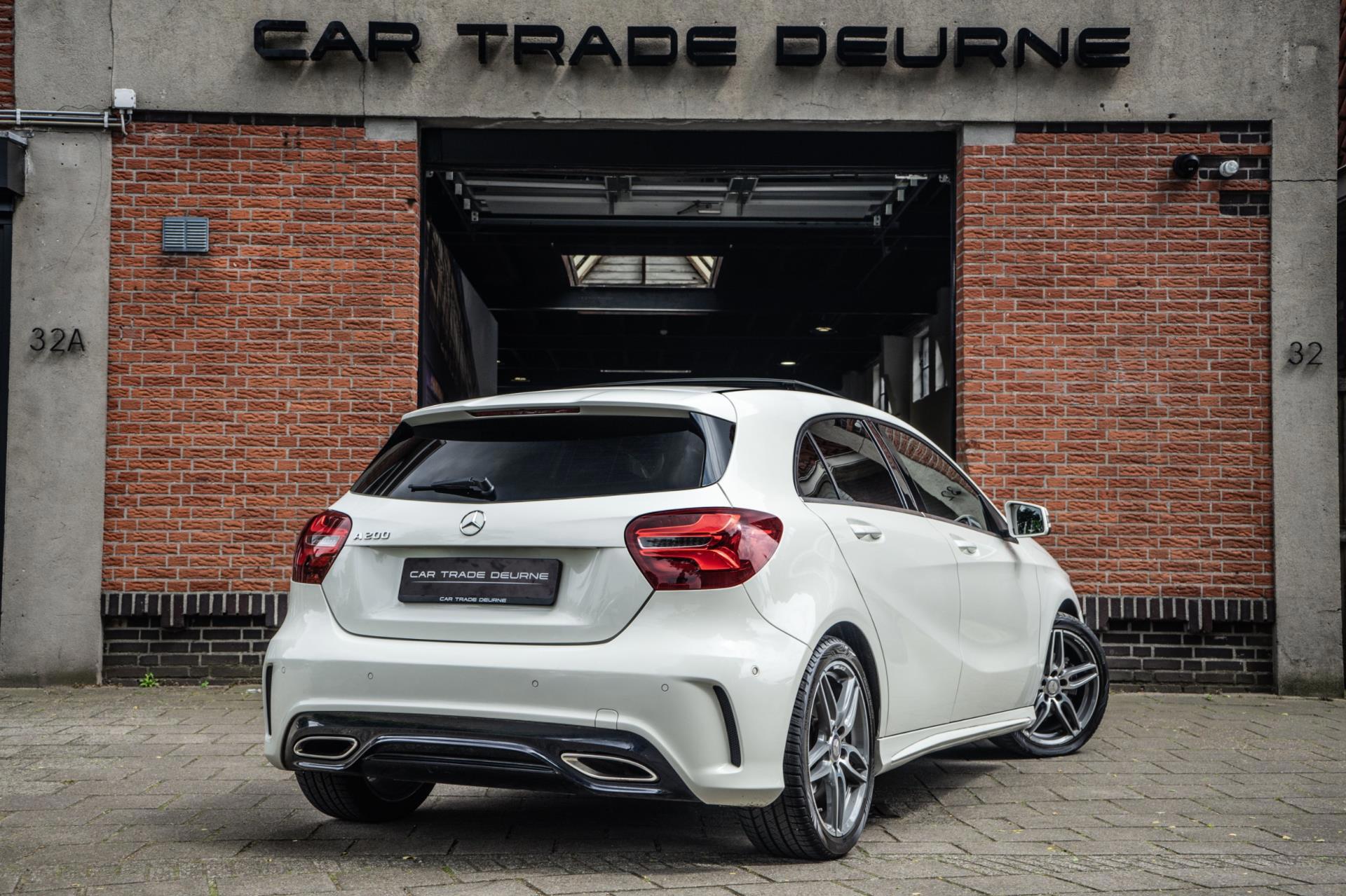 Mercedes-Benz A-klasse 200 AMG Line (2017), foto 2
