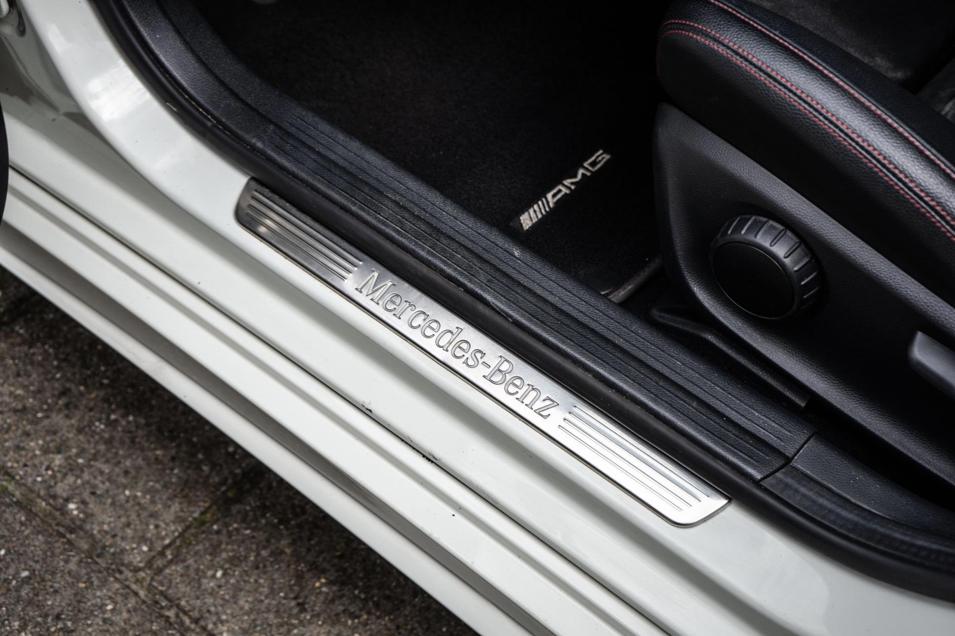 Mercedes-Benz A-klasse 200 AMG Line (2017), foto 17