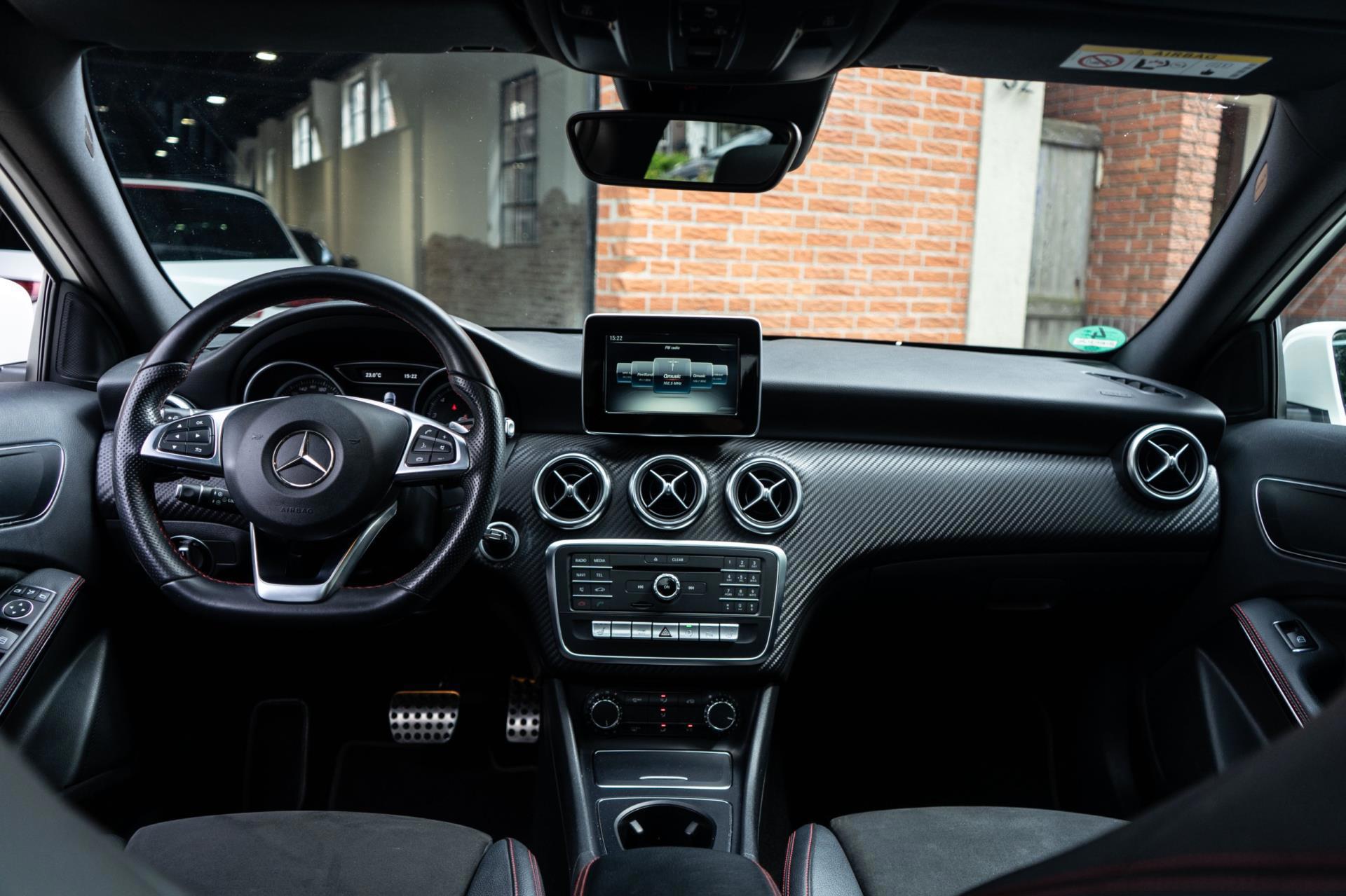 Mercedes-Benz A-klasse 200 AMG Line (2017), foto 3