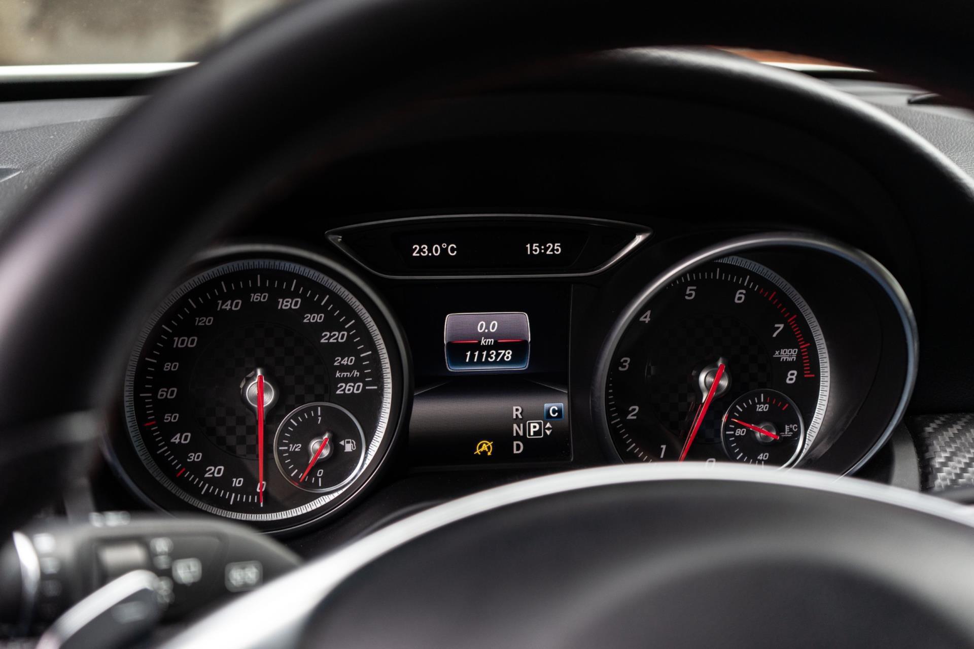 Mercedes-Benz A-klasse 200 AMG Line (2017), foto 22