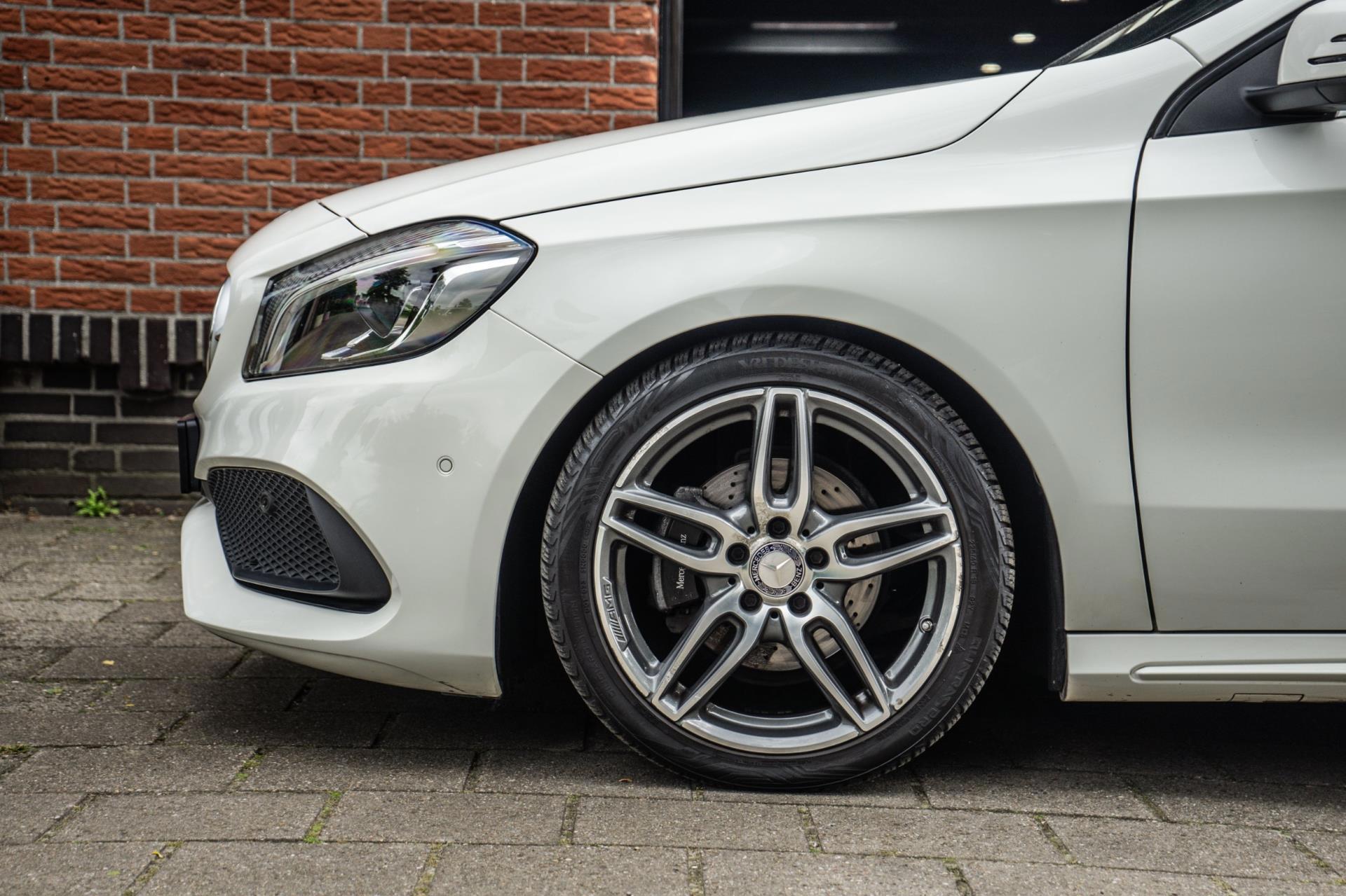 Mercedes-Benz A-klasse 200 AMG Line (2017), foto 8