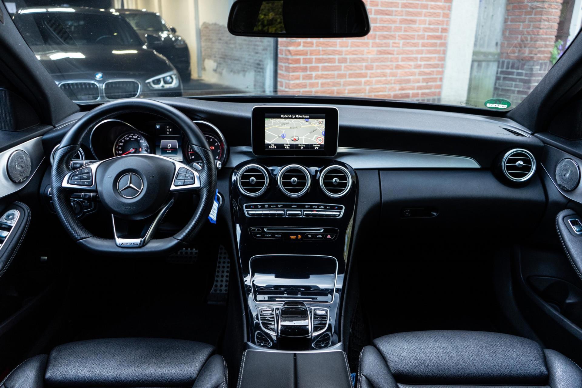 Mercedes-Benz C-klasse 180 AMG Burmester (2017), foto 2