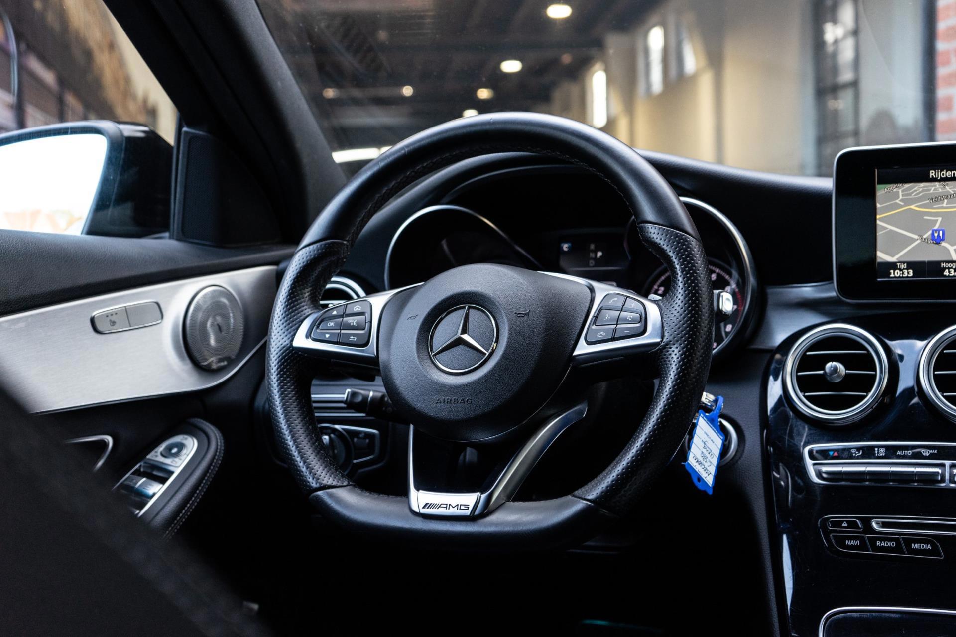 Mercedes-Benz C-klasse 180 AMG Burmester (2017), foto 12