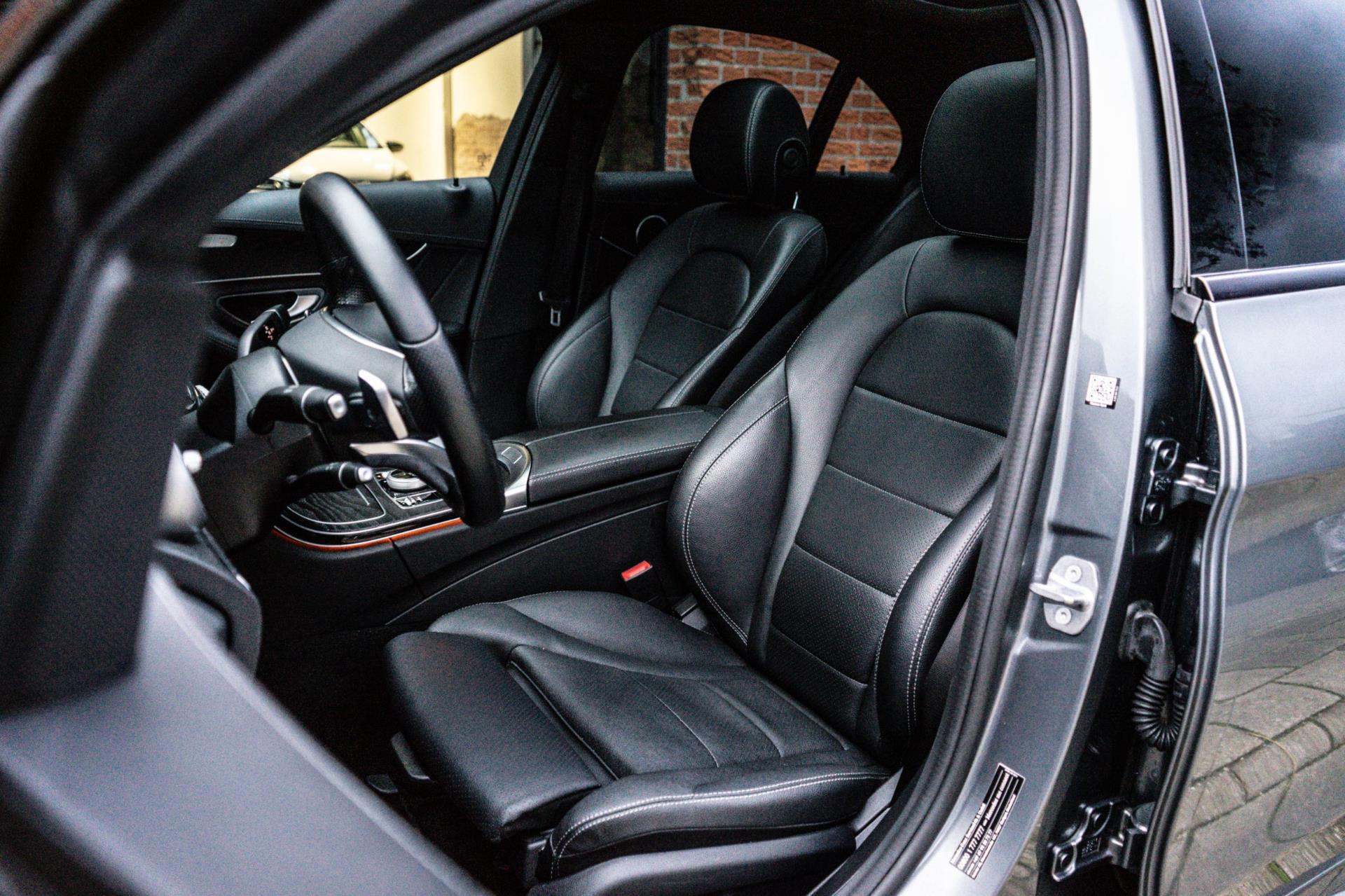 Mercedes-Benz C-klasse 250 AMG Night (2017), foto 12