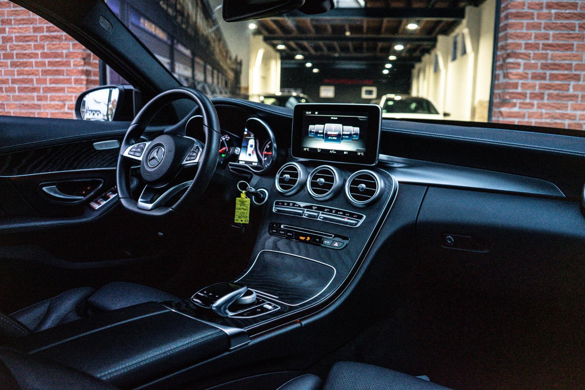 Mercedes-Benz C-klasse 250 AMG Night (2017), foto 5