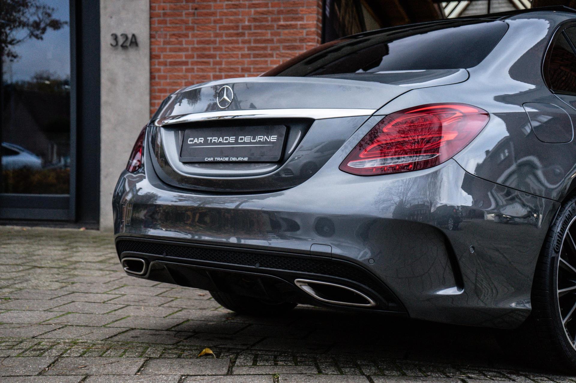 Mercedes-Benz C-klasse 250 AMG Night (2017), foto 9