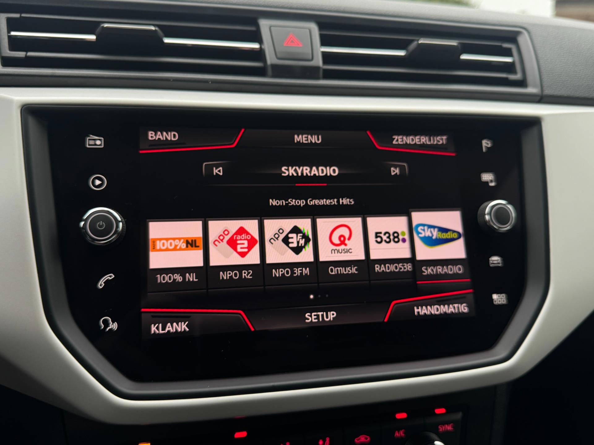 Seat Arona 1.0 TSI Xcellence Business Intense (2019), foto 23