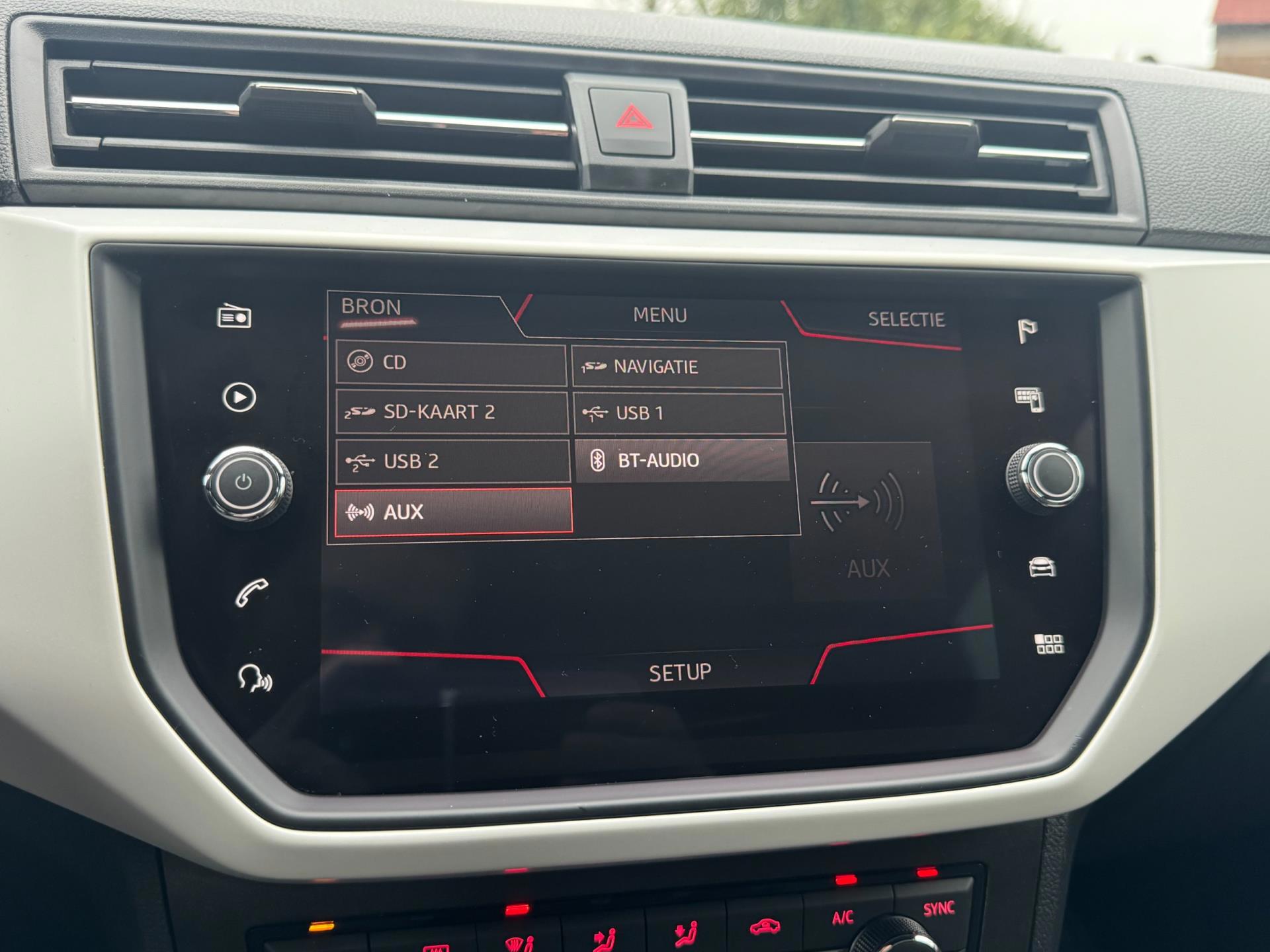 Seat Arona 1.0 TSI Xcellence Business Intense (2019), foto 24