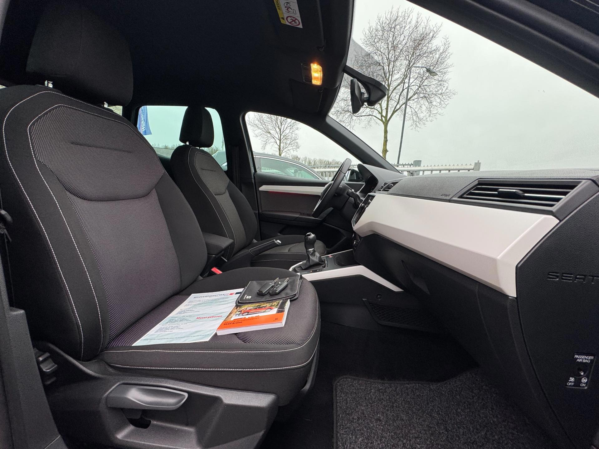 Seat Arona 1.0 TSI Xcellence Business Intense (2019), foto 35