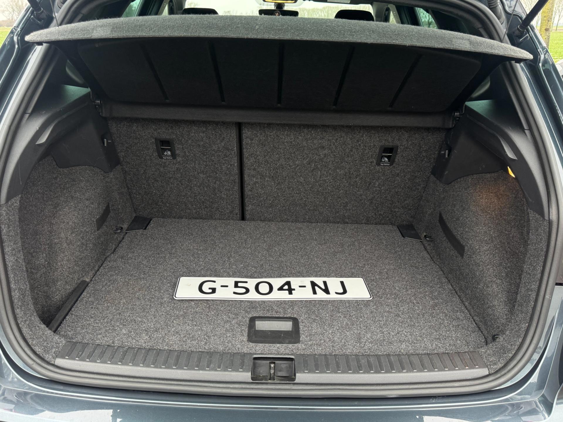 Seat Arona 1.0 TSI Xcellence Business Intense (2019), foto 40
