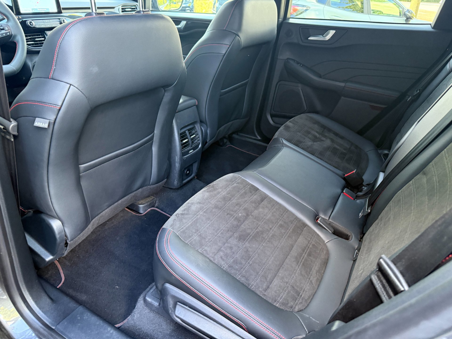 Ford Kuga 2.5 225pk PHEV ST-Line X (2023), foto 27