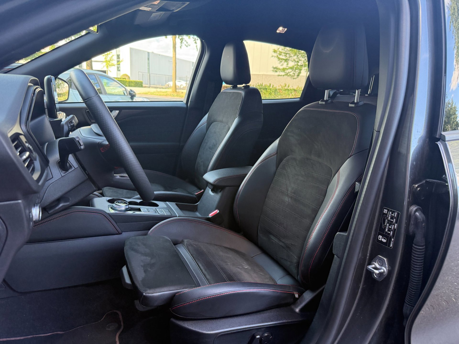 Ford Kuga 2.5 225pk PHEV ST-Line X (2023), foto 9