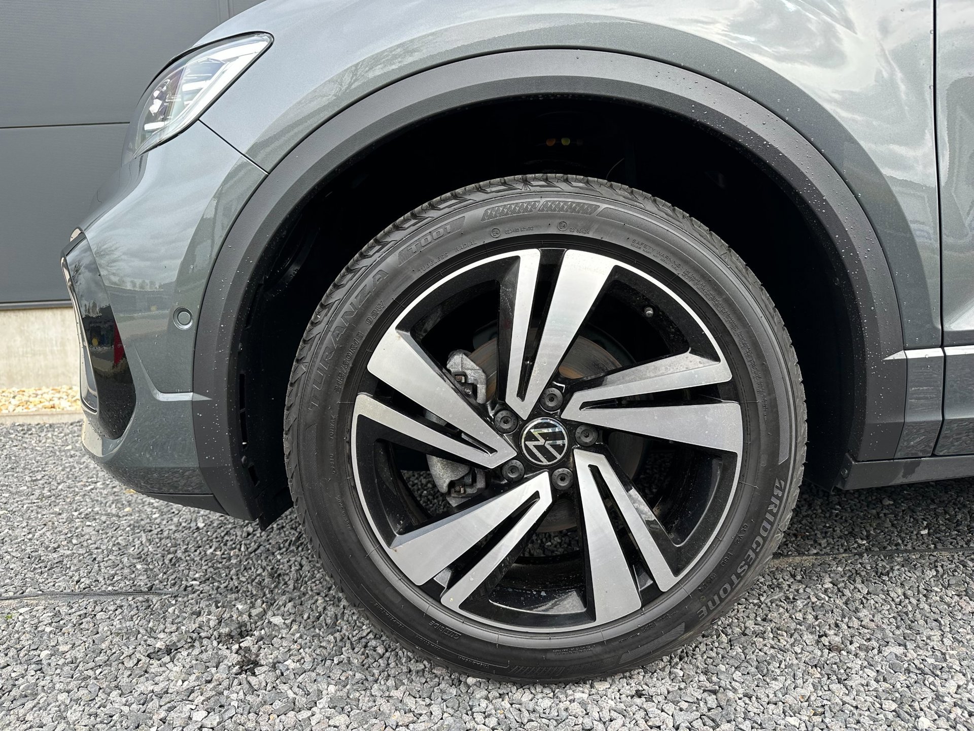 Volkswagen T-Roc 1.5 TSI R-Line Edition IQ. Light (2025), foto 12