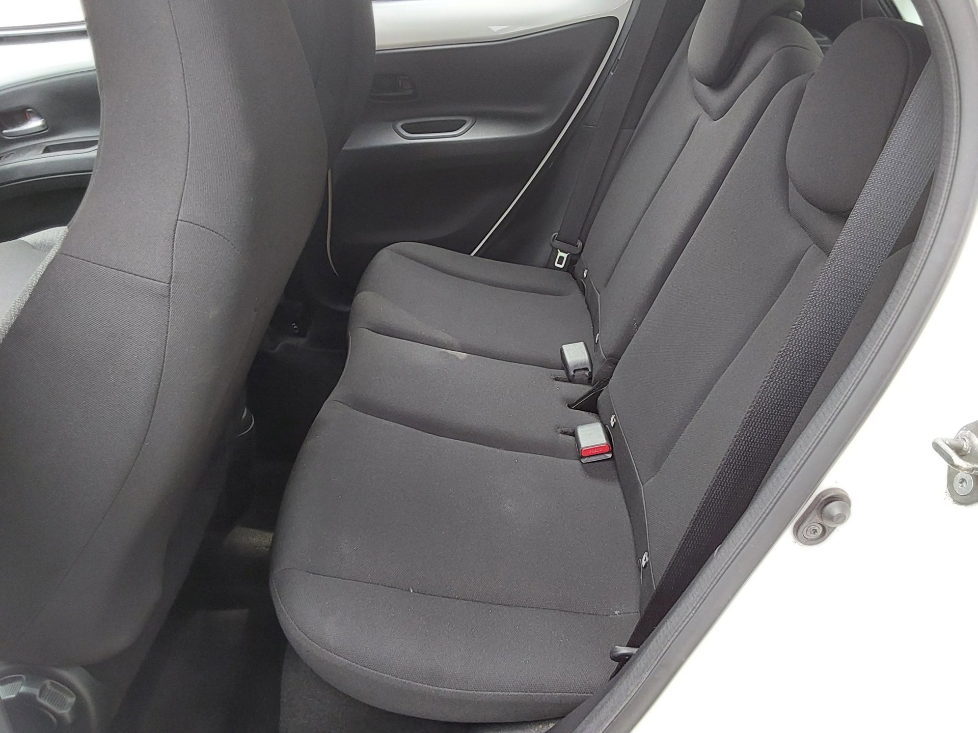 Toyota Aygo X 1.0 VVT-i MT Play (2024), foto 9