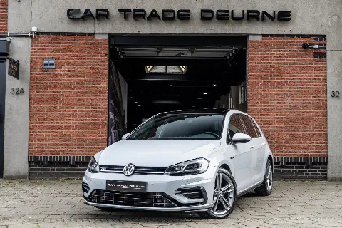 Volkswagen Golf 1.5 TSI Highline R Line (2017)